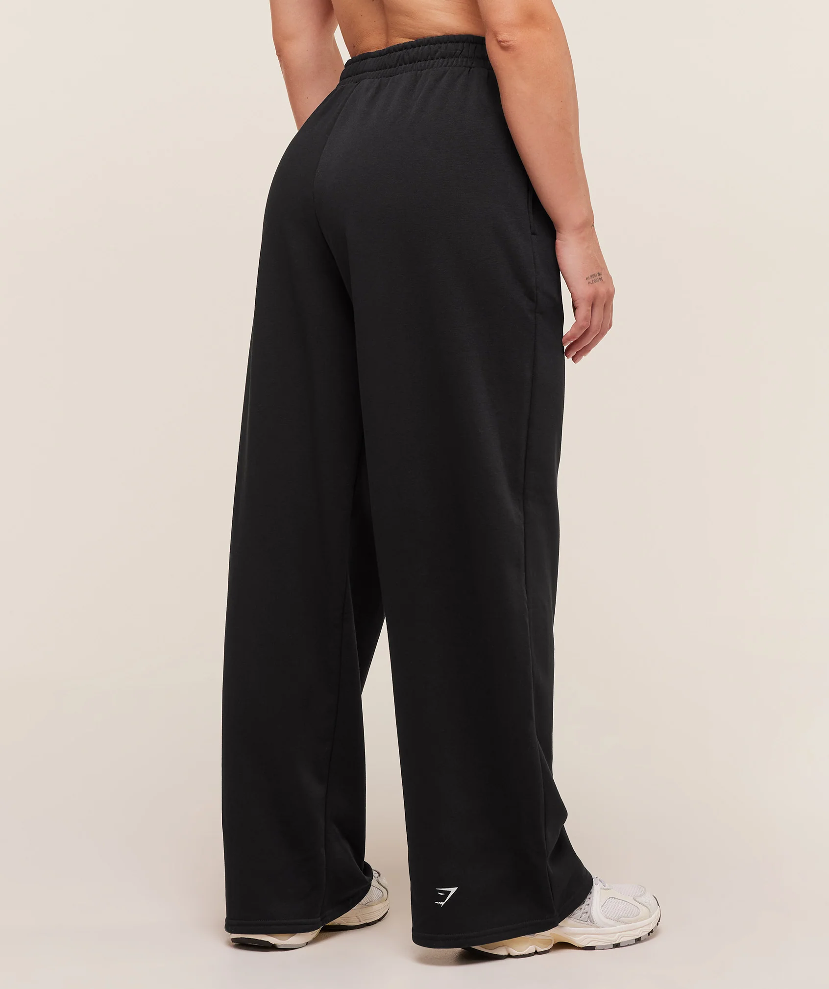 Gymshark Lifting Club Graphic Straight Leg Joggers - Black - Image 3