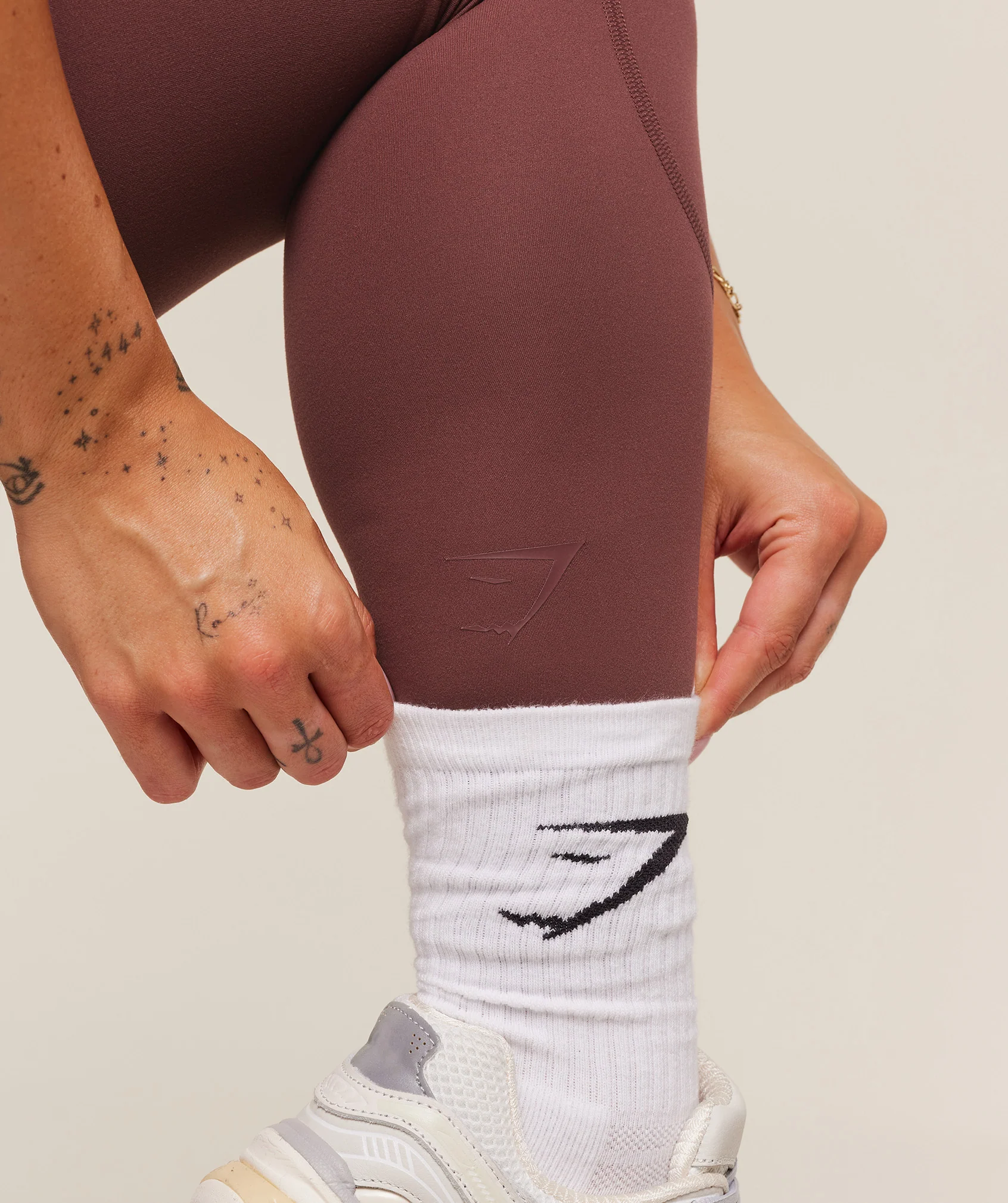 Gymshark Lifting Dipped Waistband Leggings - Burgundy Brown - Image 8
