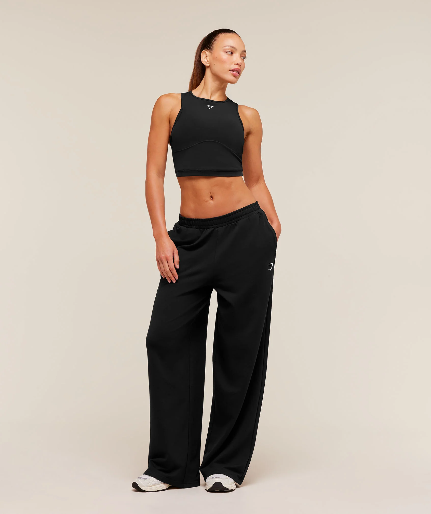 Gymshark Lifting Dipped Waistband Pants - Black - Image 4