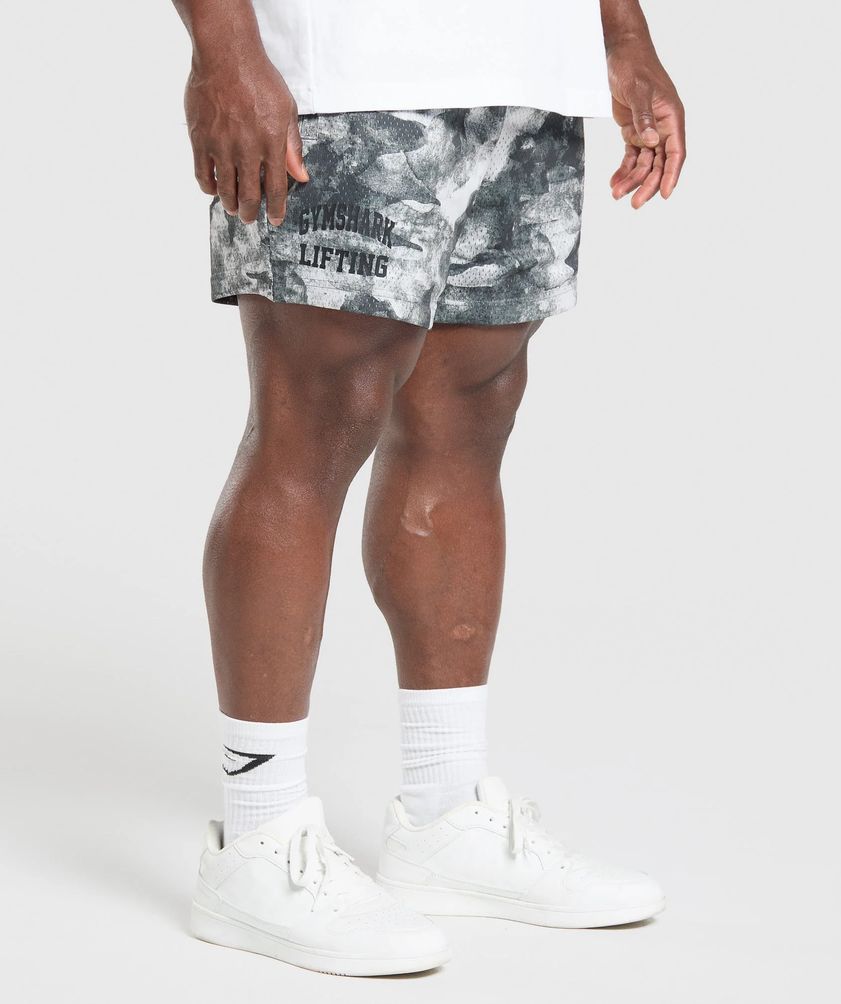 Gymshark Lifting Mesh 5" Shorts - Metal Grey - Image 3