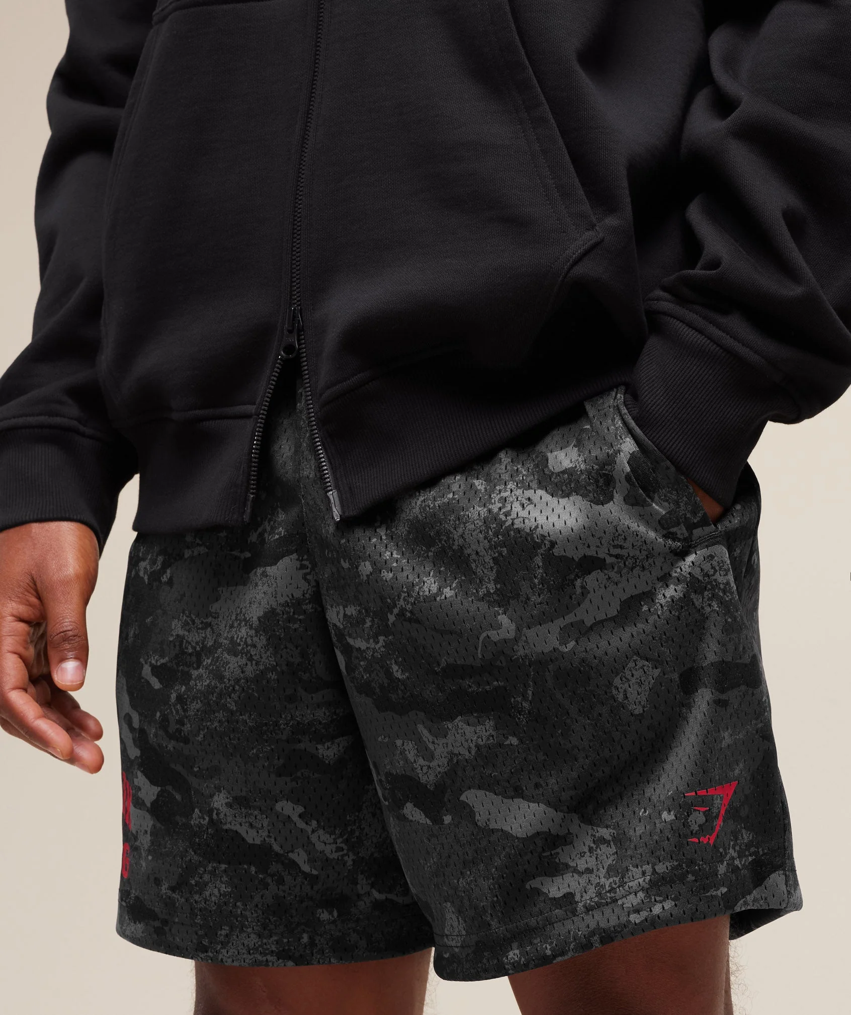 Gymshark Lifting Mesh 7" Shorts - Graphite Grey - Image 6