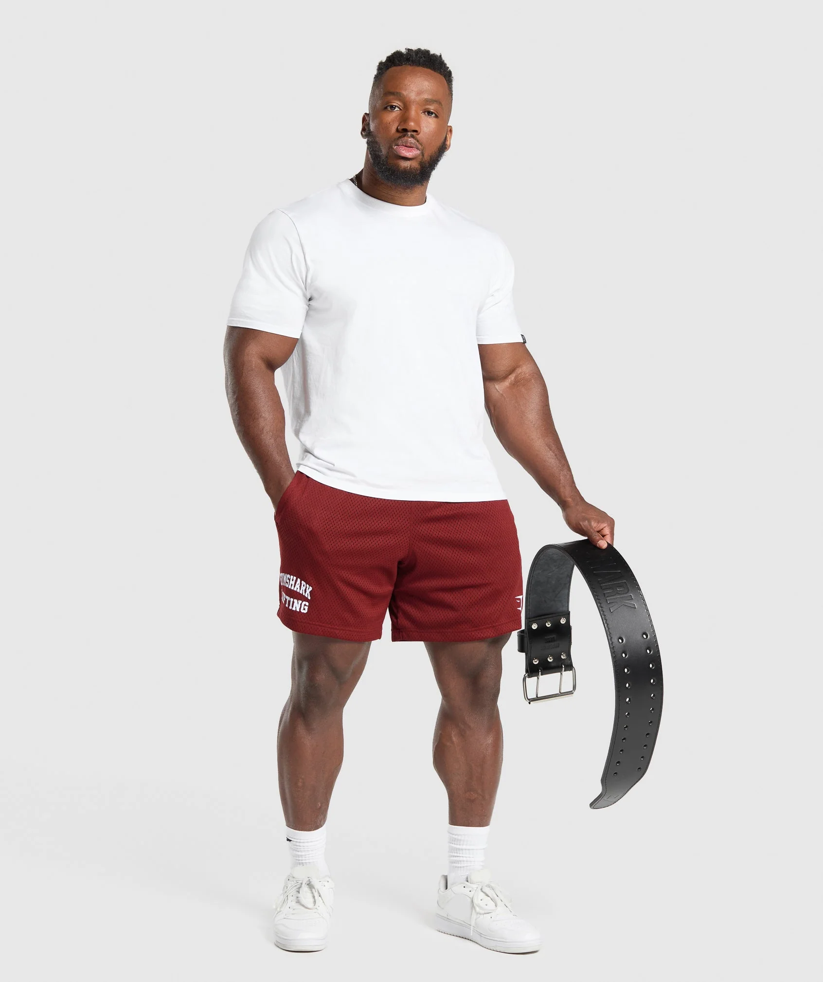 Gymshark Lifting Mesh 7" Shorts - Sets Red - Image 3