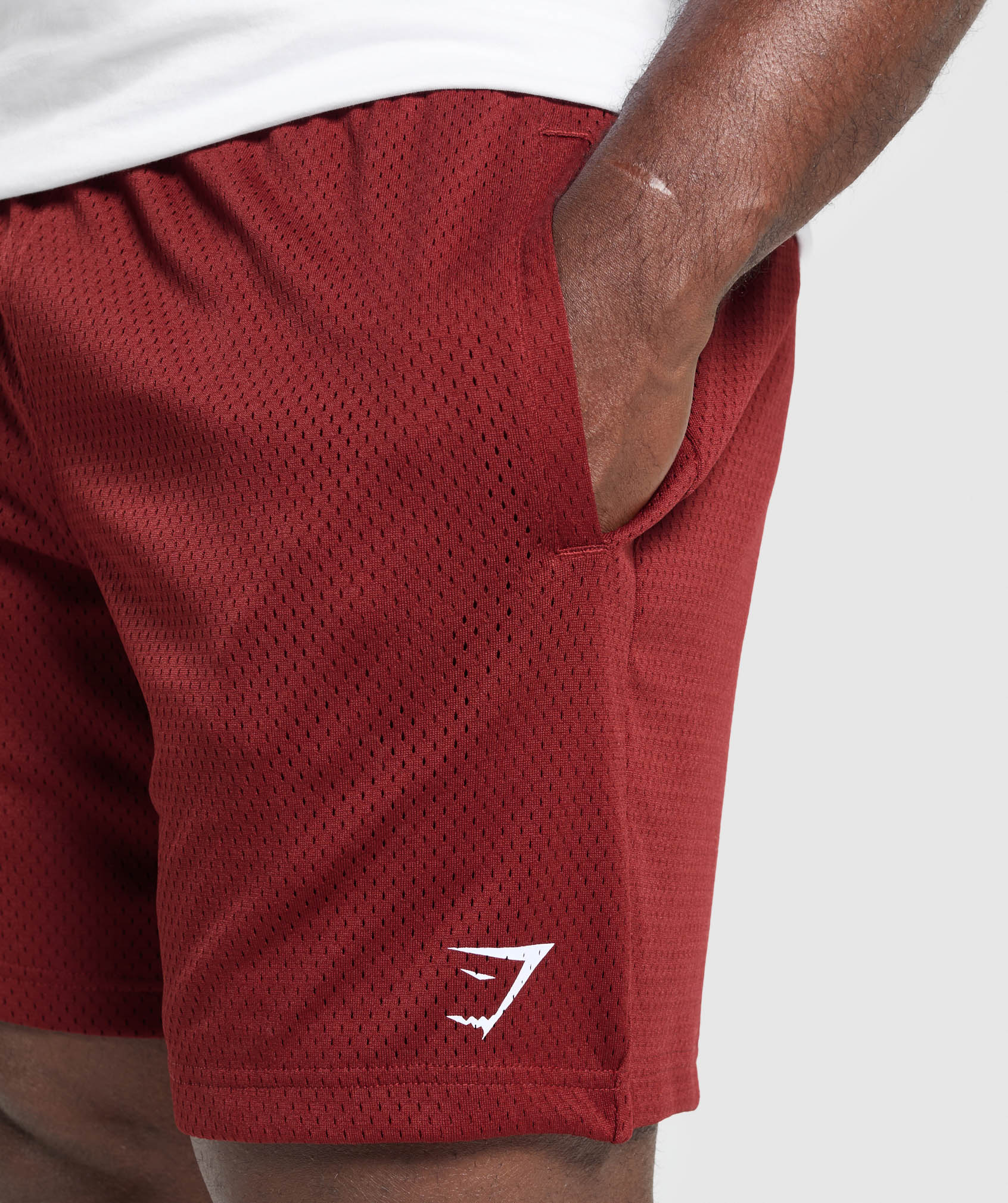 Gymshark Lifting Mesh 7" Shorts - Sets Red - Image 5