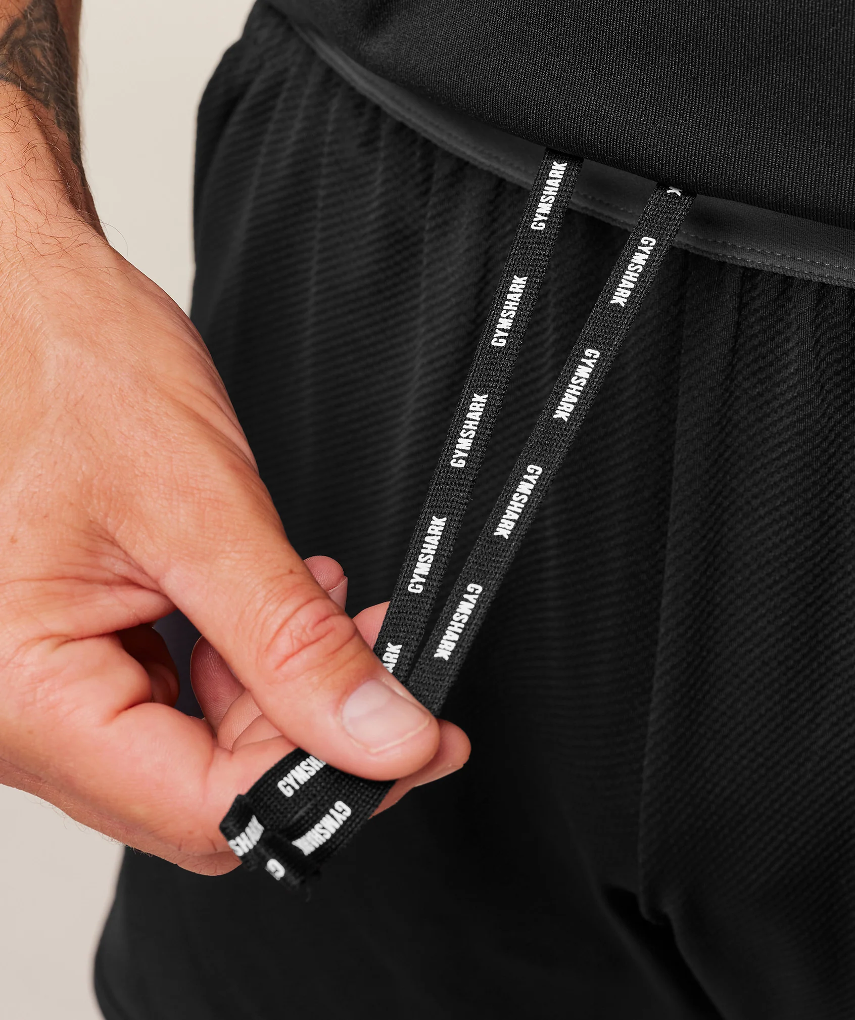 Gymshark Mesh Hybrid 5" Shorts - Black - Image 7