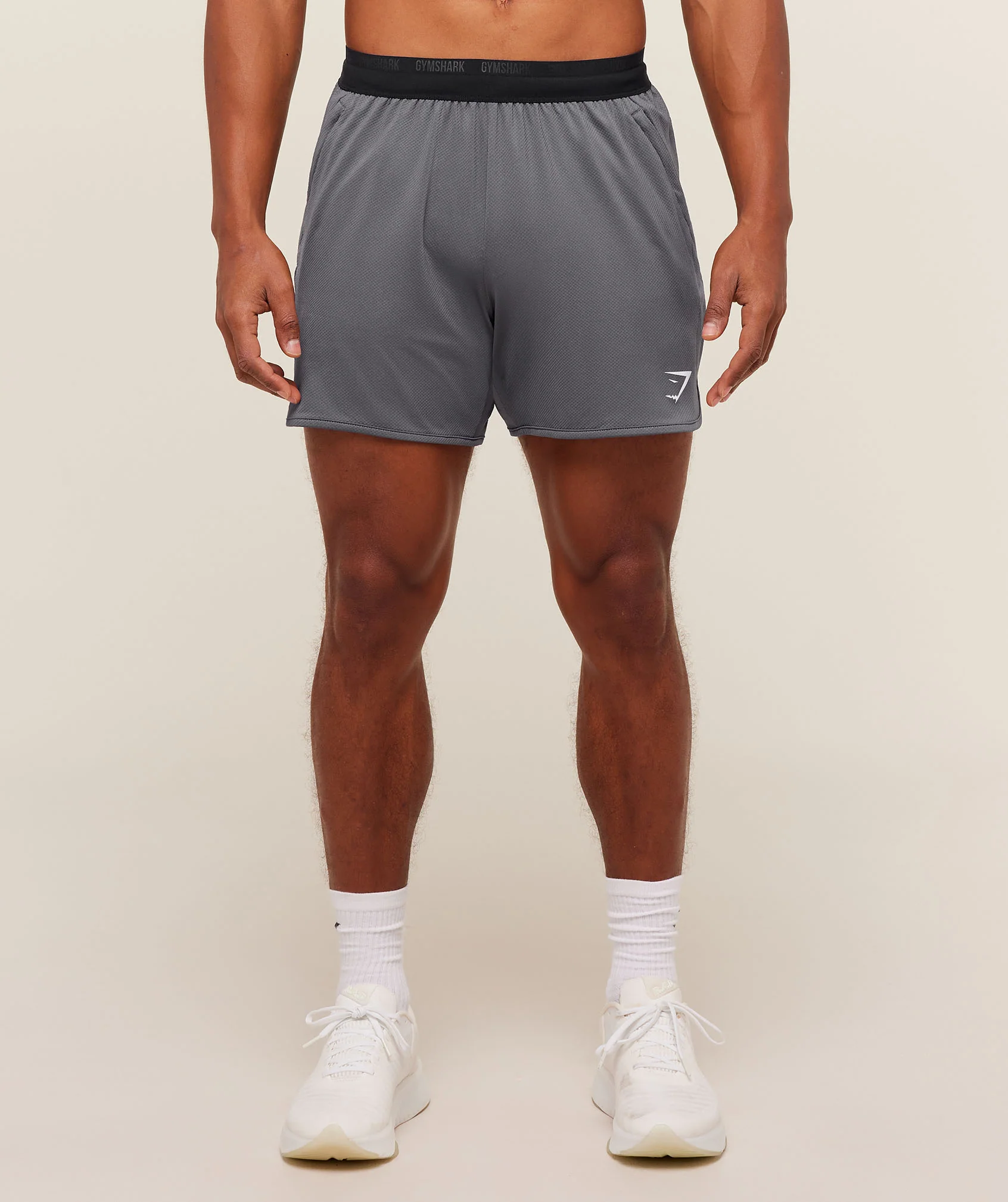 Gymshark Mesh Hybrid 5" Shorts - Dark Grey