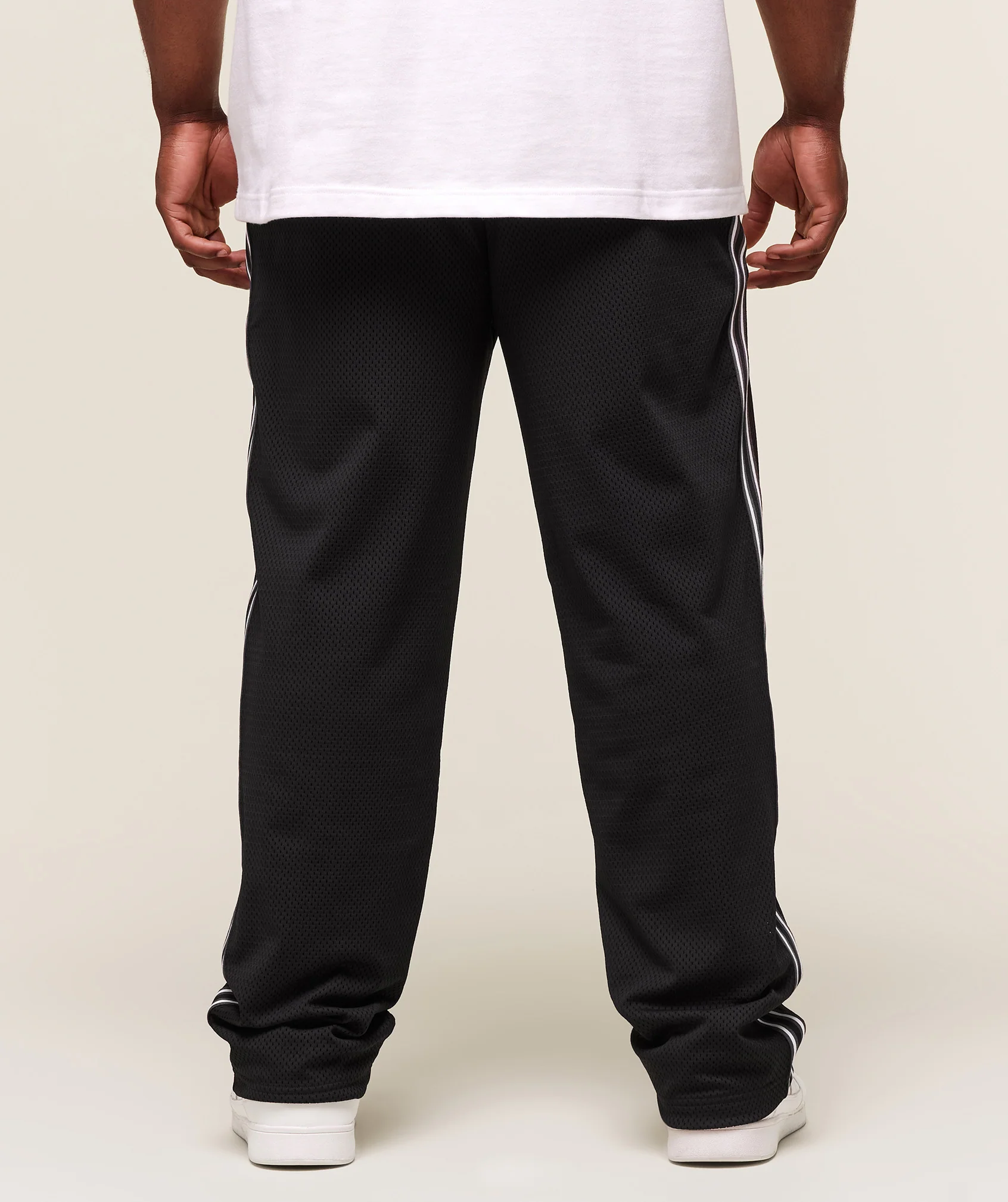 Gymshark Mesh Pants - Black - Image 2