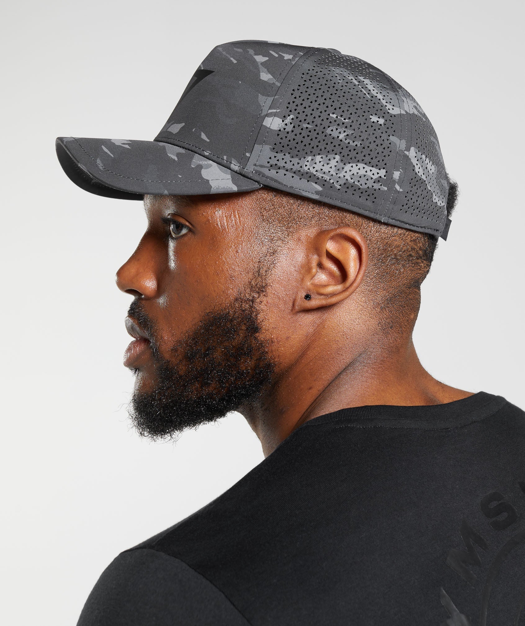 Gymshark Mesh Trucker - Black - Image 2