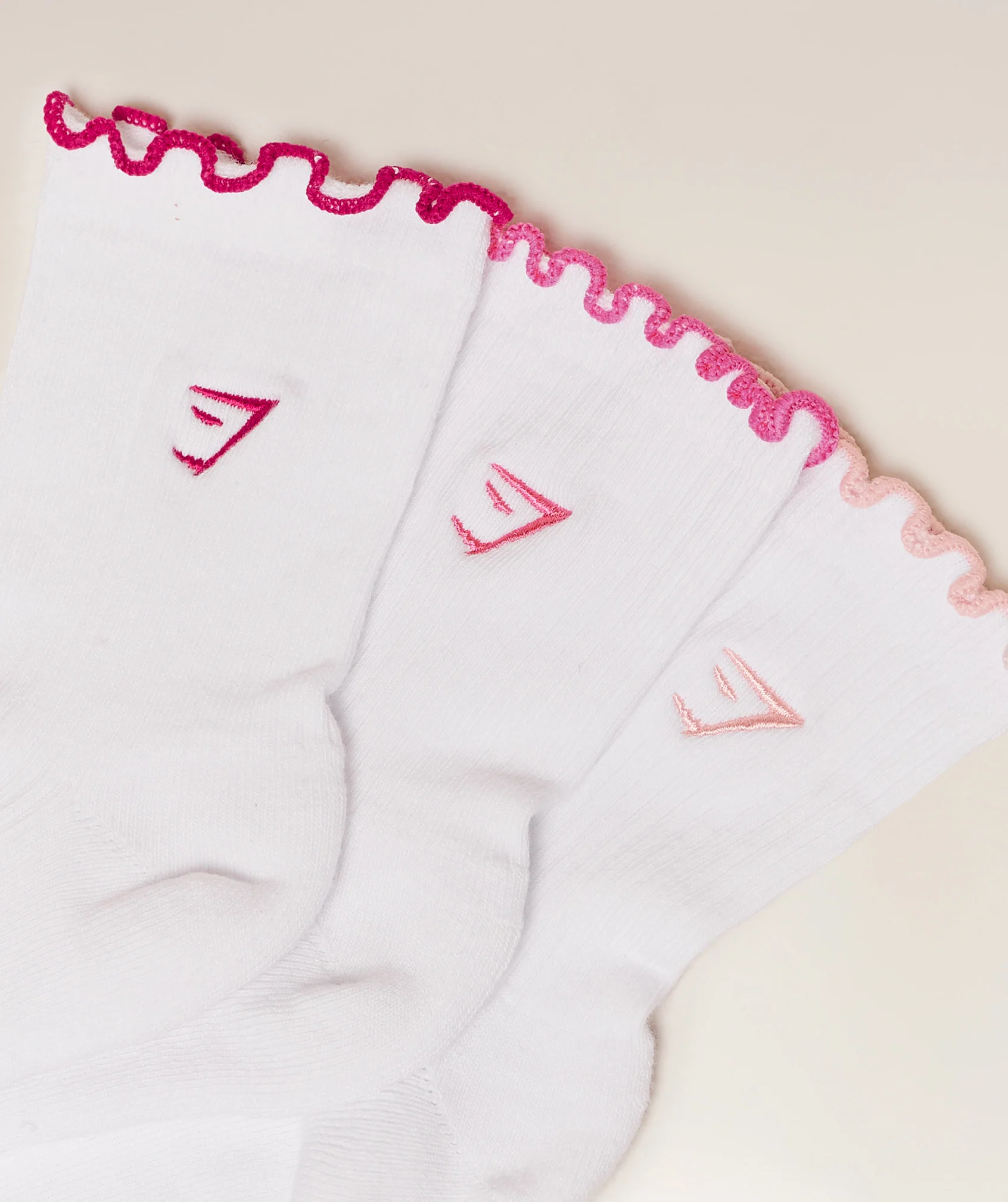 Gymshark Midi Frill Socks 3pk - Cloud Pink/Energy Pink/Build Pink - Image 2