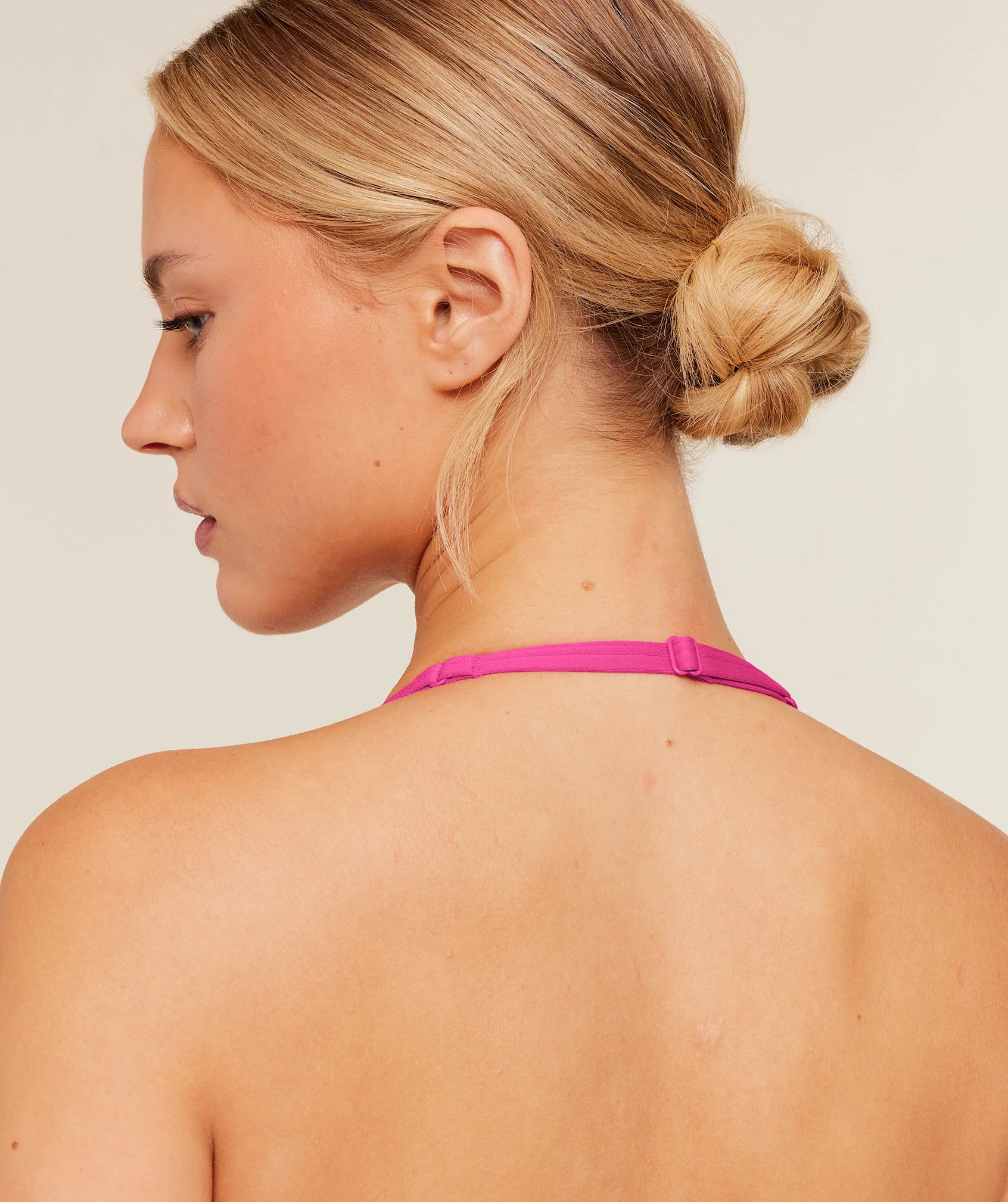 Gymshark Minimal Halterneck Sports Bra - Super-Set Pink - Image 5