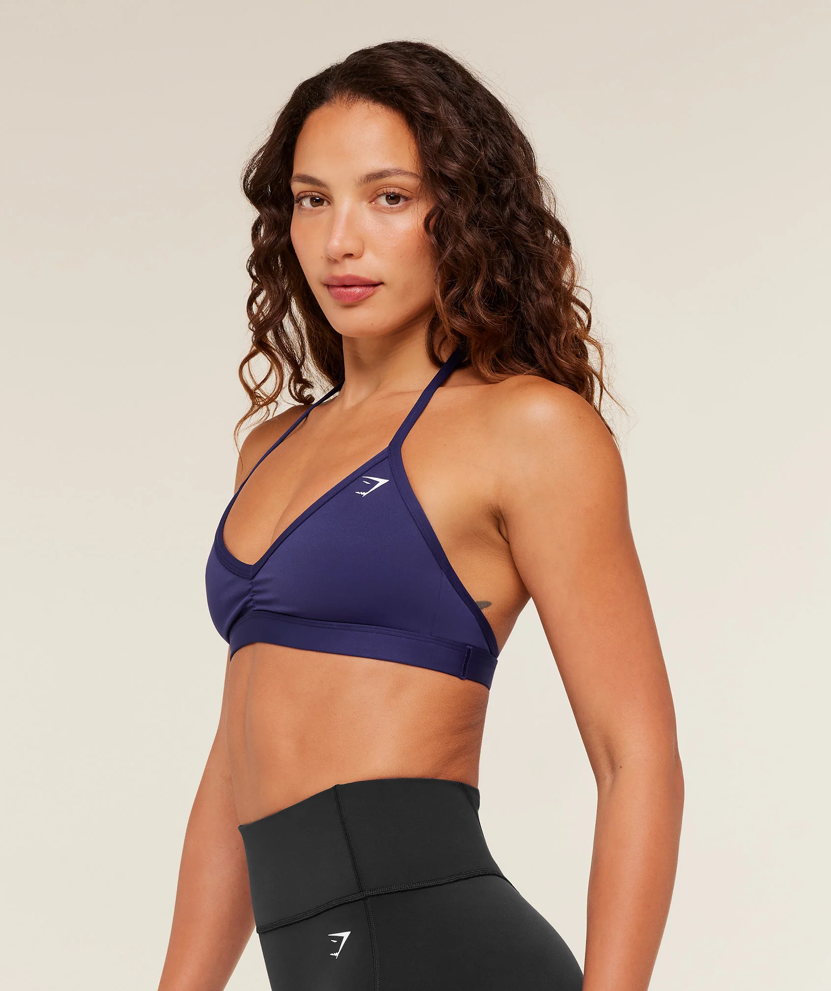 Gymshark Minimal Halterneck Sports Bra - Indigo Purple - Image 3