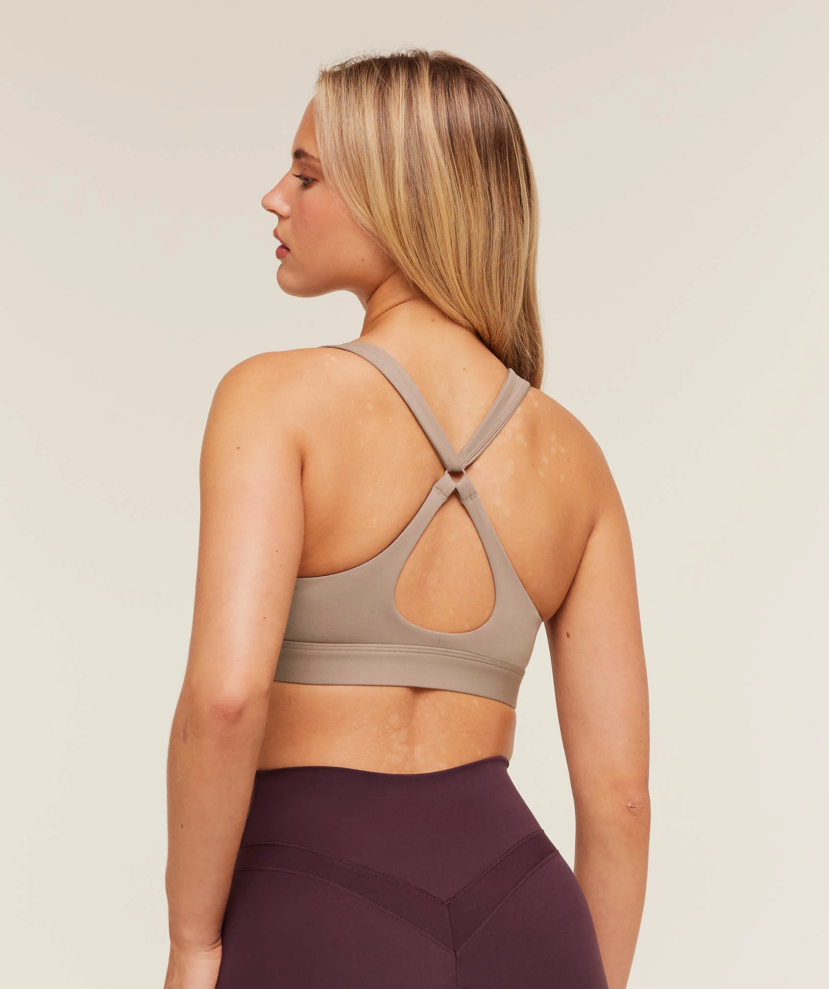 Gymshark Peek A Boo Sports Bra - Lifestyle Brown - Image 2