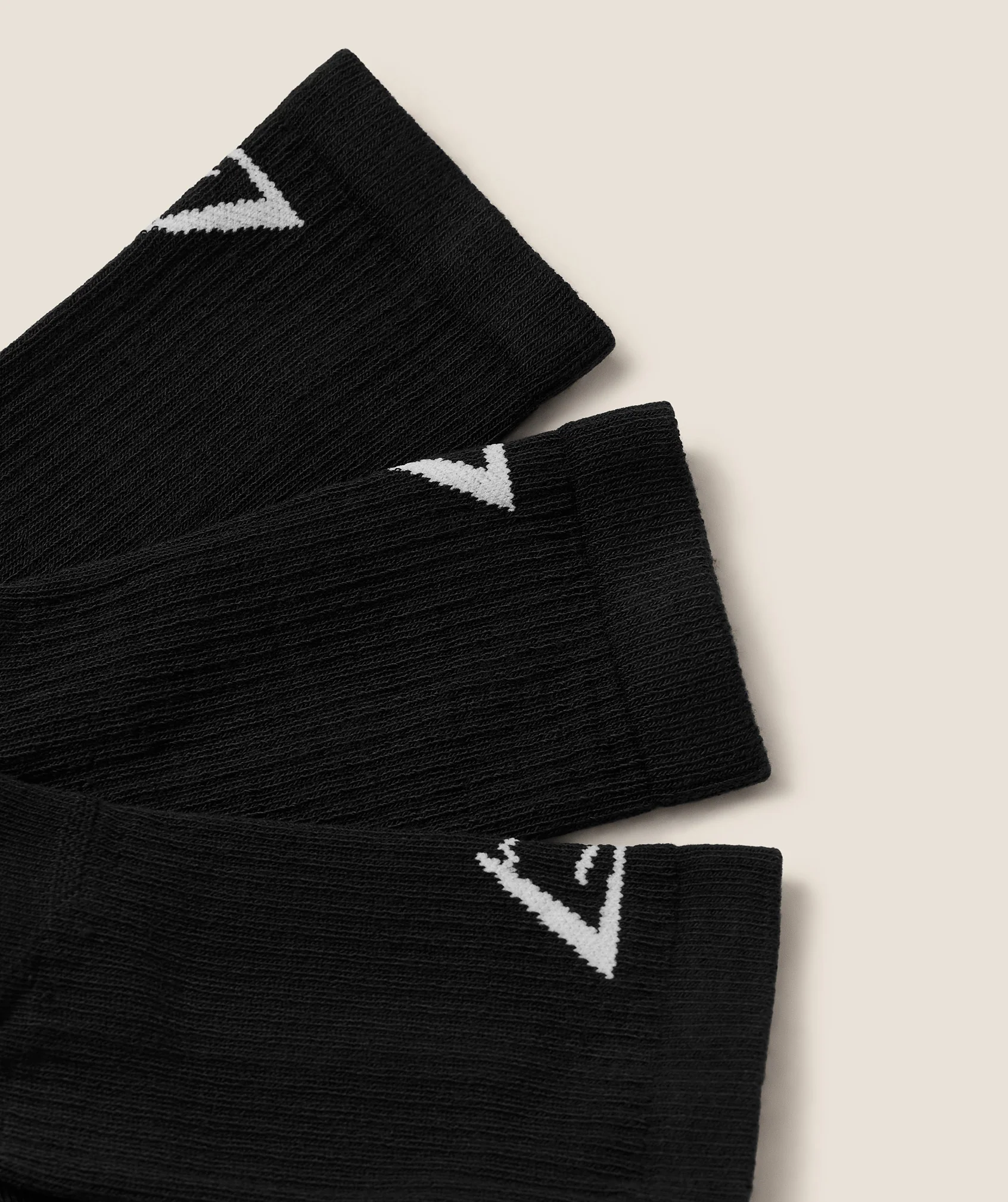 Gymshark Performance Crew Socks 3pk - GS Black - Image 3