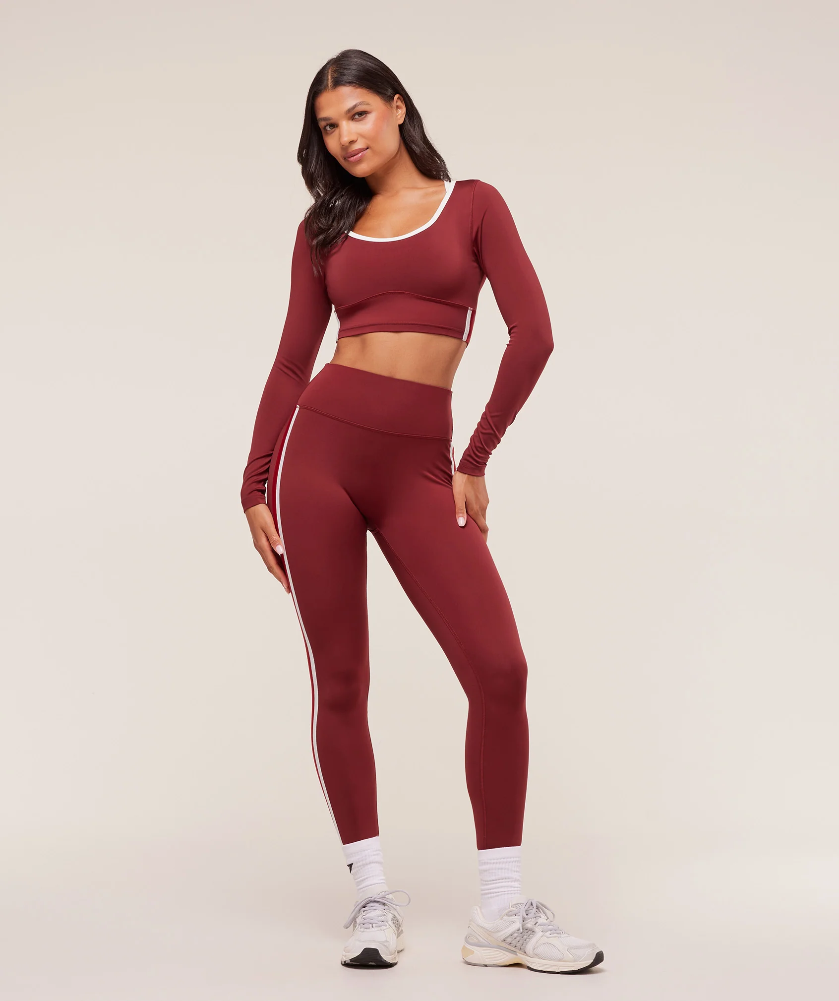 Gymshark Piping Long Sleeve Crop Top - Sets Red/Carmine Red/Soft White - Image 4