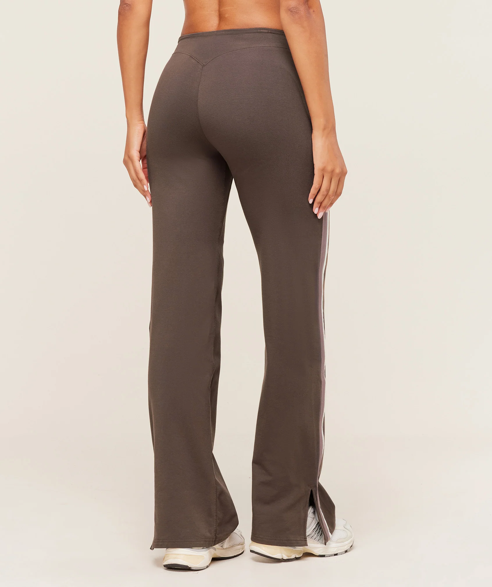 Gymshark Piping Wide Leg Pants - Walnut Brown/Chestnut Pink/Soft White - Image 2