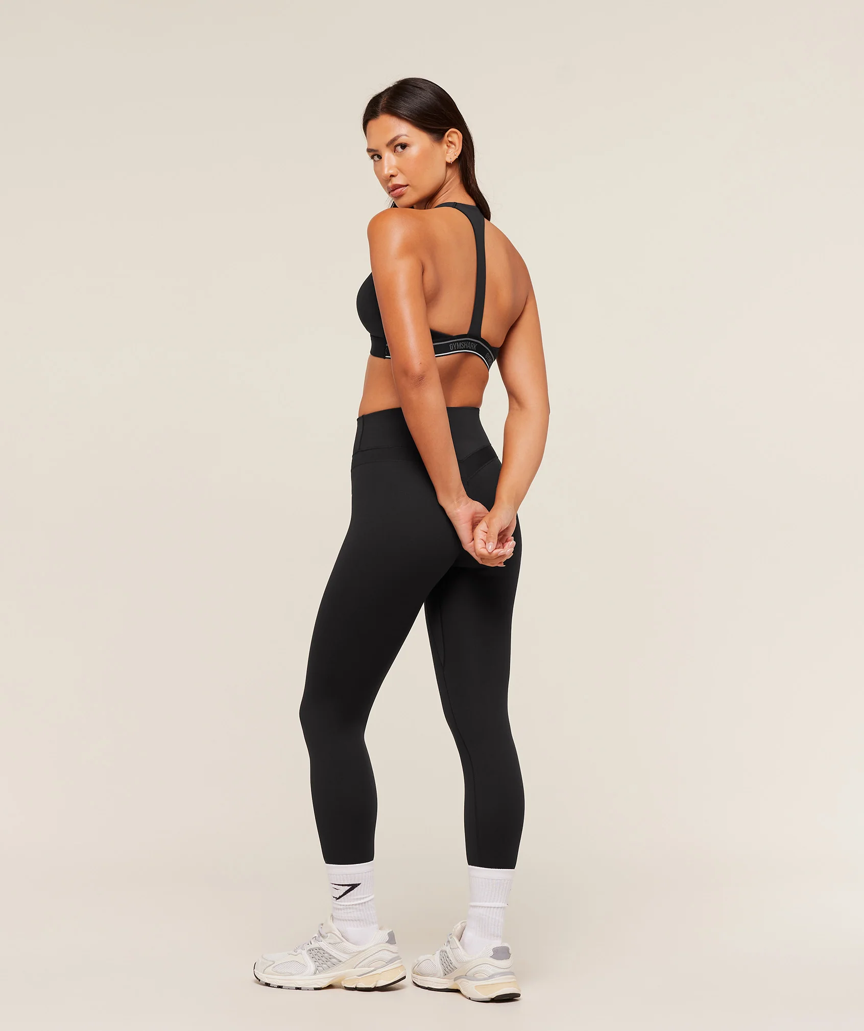 Gymshark Plunge Sports Bra - Black - Image 4