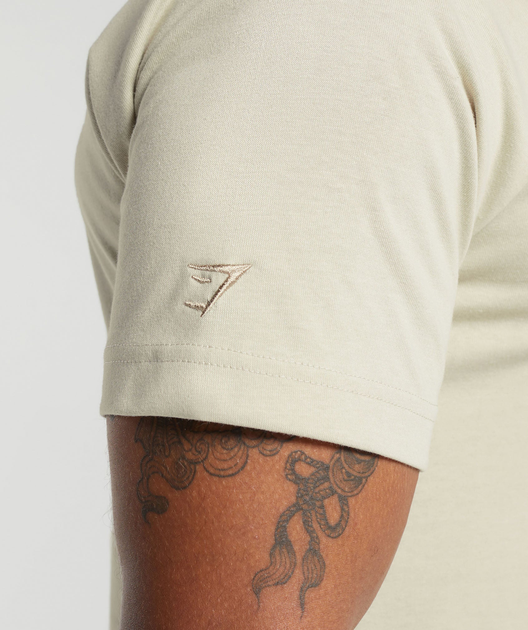 Gymshark Rest Day Commute Polo Shirt - Pebble Grey - Image 5