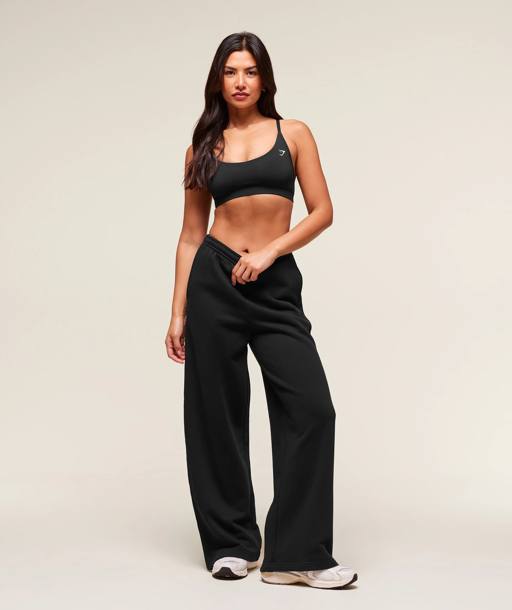 Gymshark Rest Day Sweats 2.0 Wide Leg Joggers - Black - Image 4