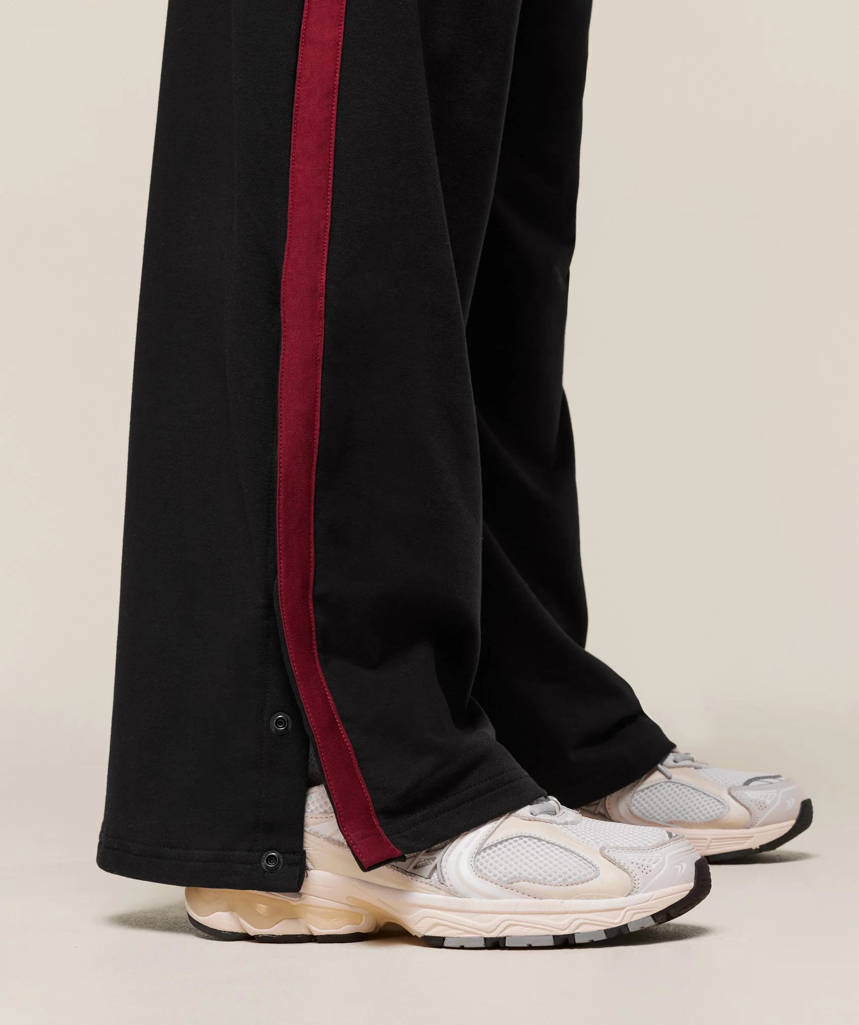 Gymshark Retro Stripe Snap Pants - Black/Sets Red - Image 5