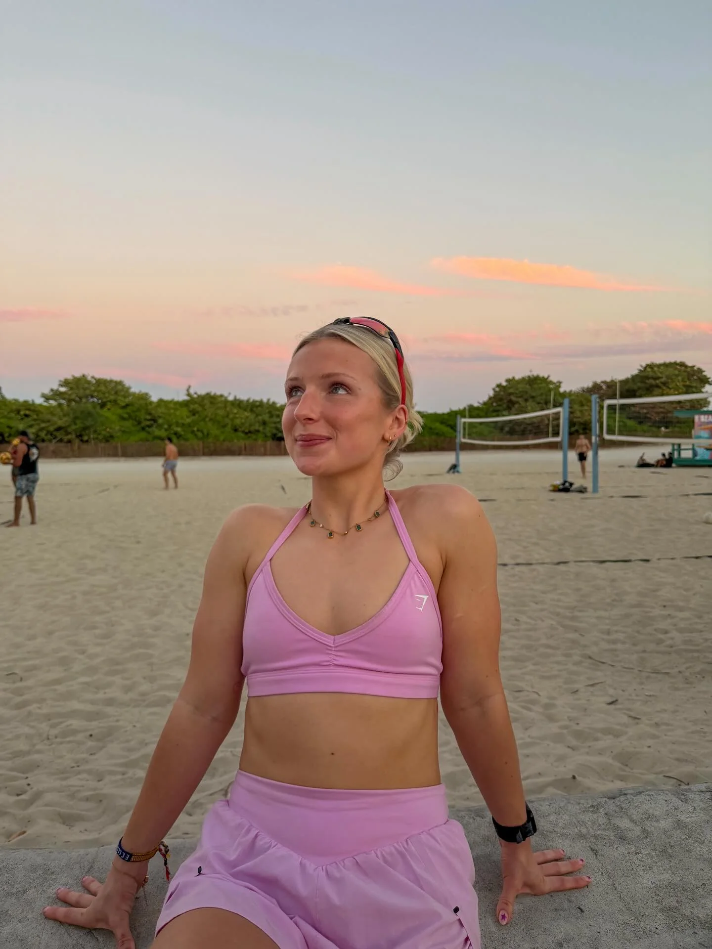 Gymshark Running Elite 4" Loose Fit Shorts - Sour Pink - Image 2