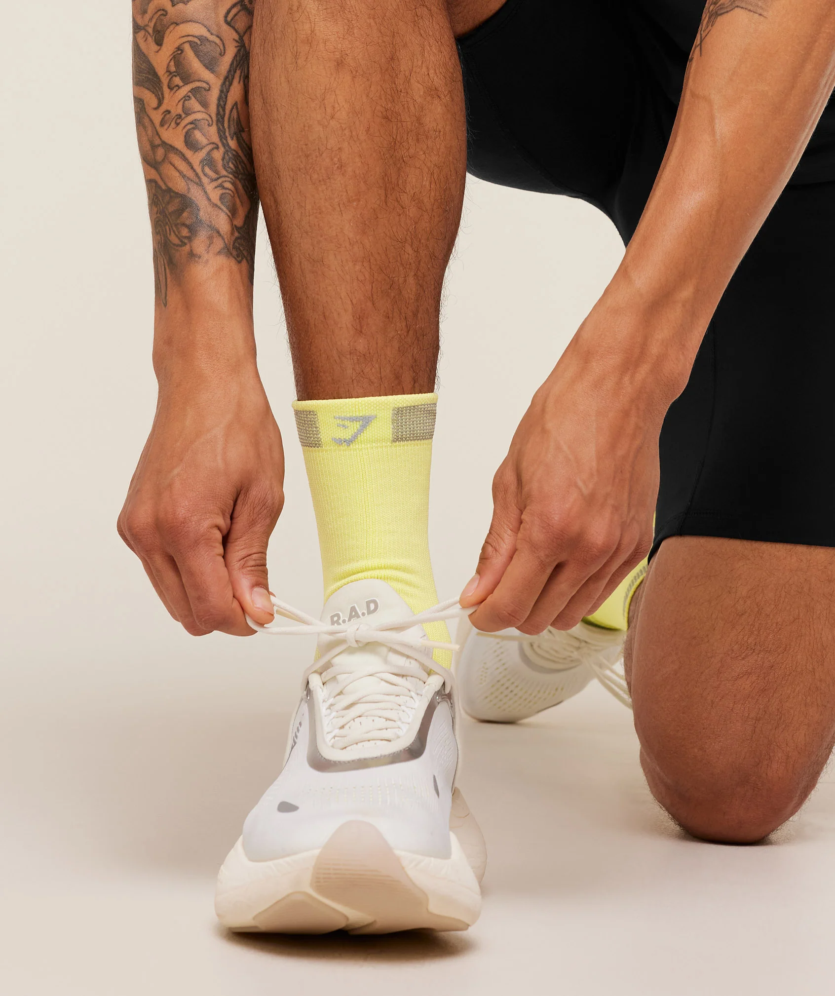 Gymshark Running Elite Crew Single Sock - Sorbet Yellow - Image 7