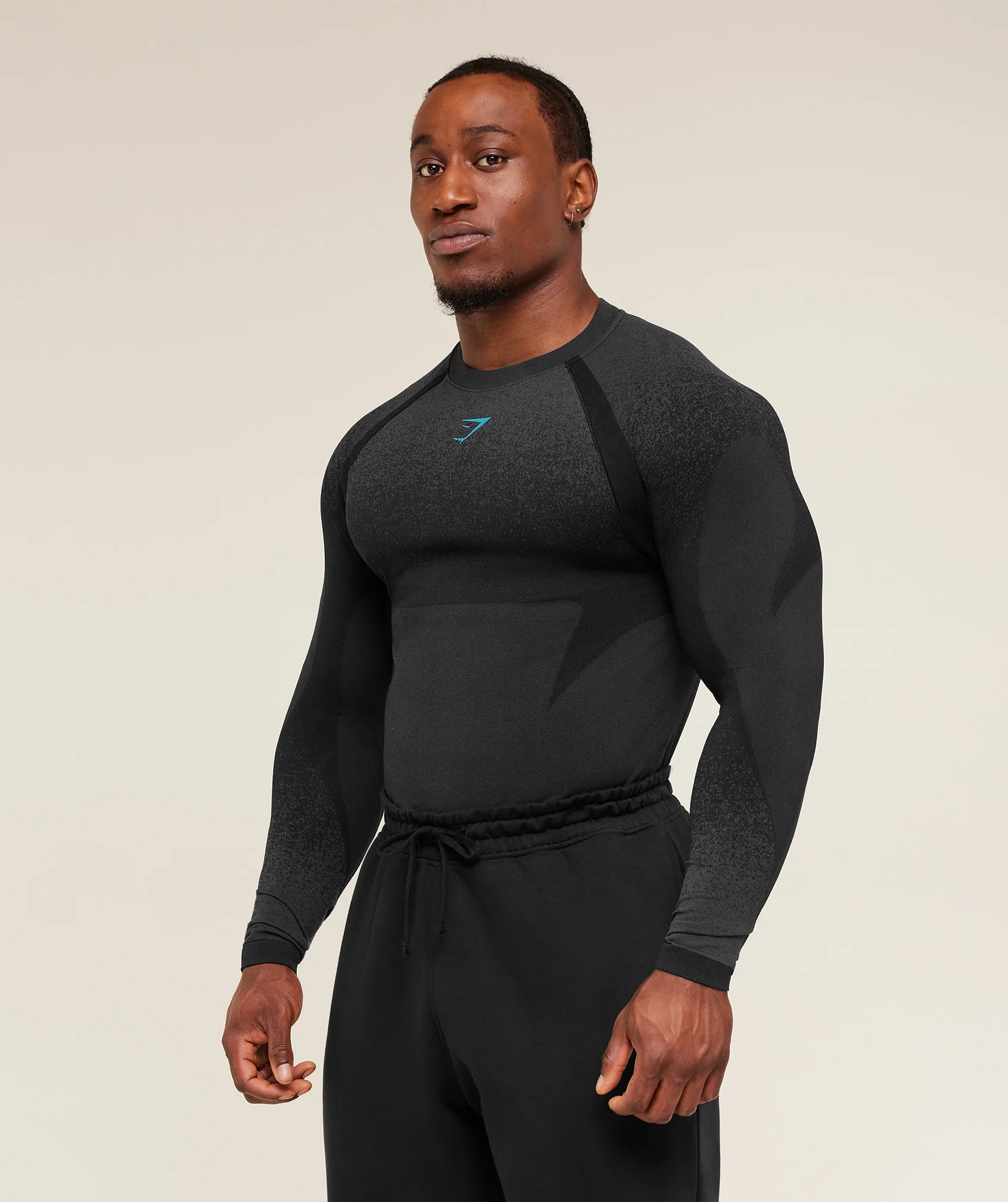 Gymshark Shadow Seamless Long Sleeve T-Shirt - Black/Brand Blue - Image 3
