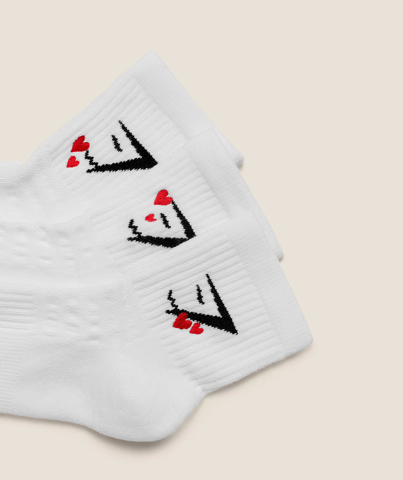 Gymshark Sharkhead Hearts Graphic Midi 3pk - White - Image 2
