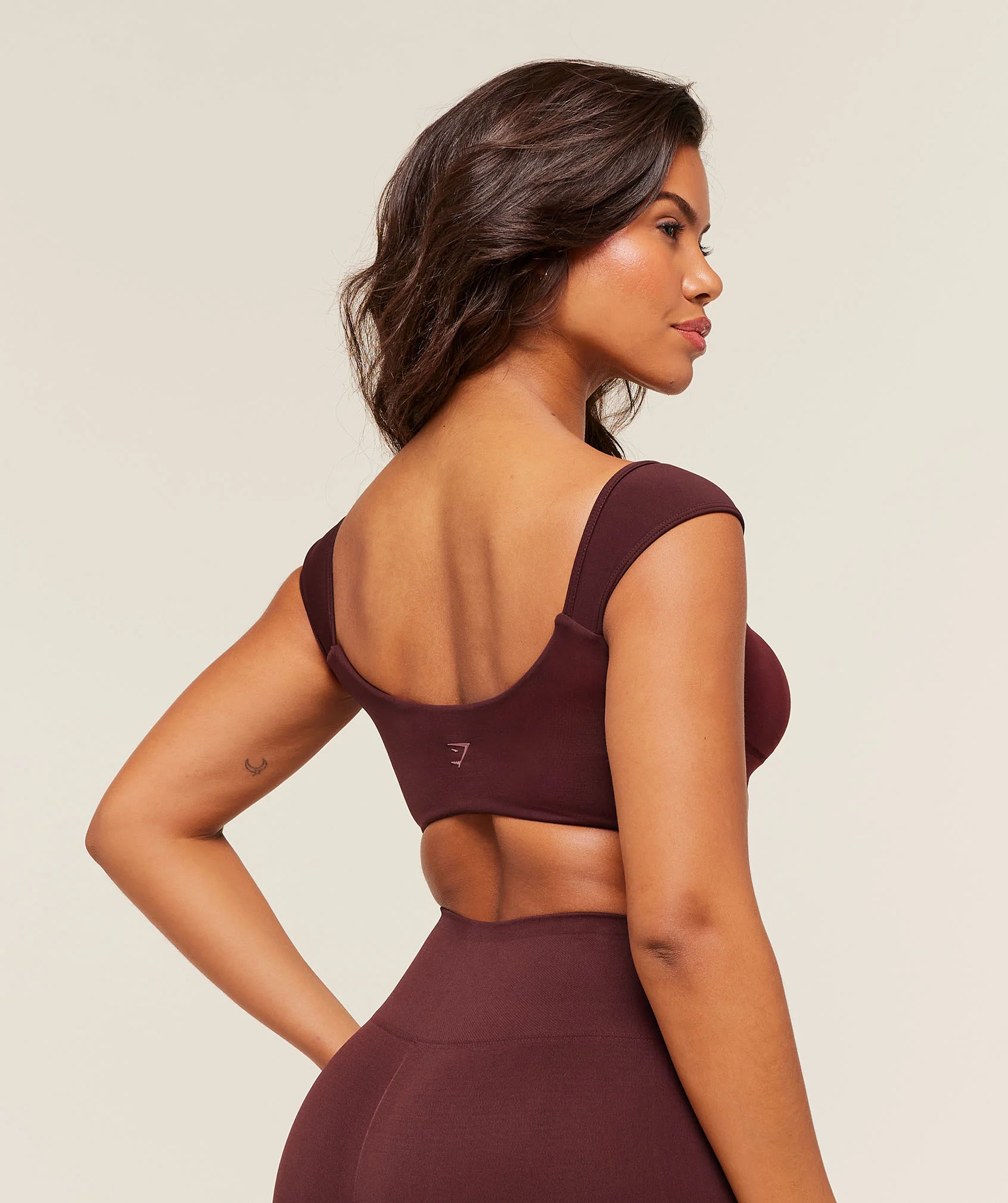 Gymshark Soft Sculpt Cap Sleeve Bralette - Rich Maroon - Image 3
