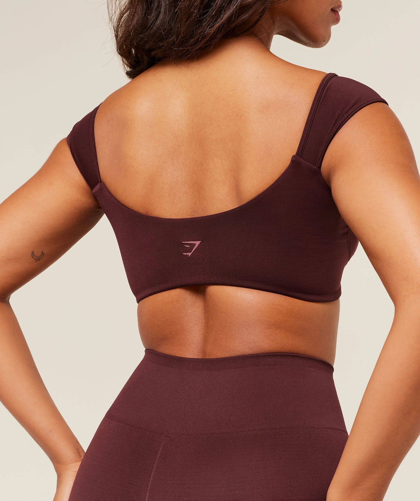 Gymshark Soft Sculpt Cap Sleeve Bralette - Rich Maroon - Image 6