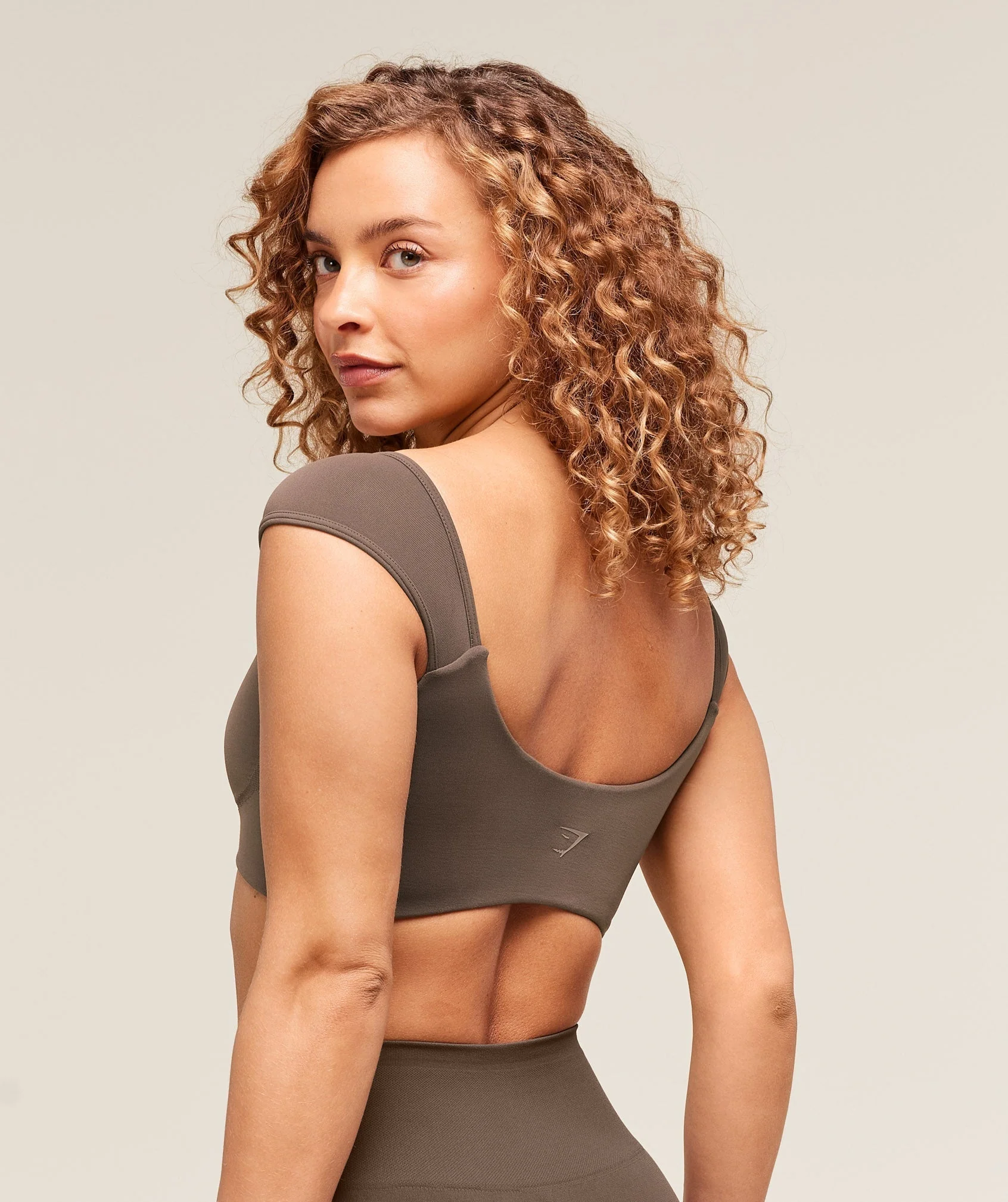 Gymshark Soft Sculpt Cap Sleeve Bralette - Walnut Brown - Image 3