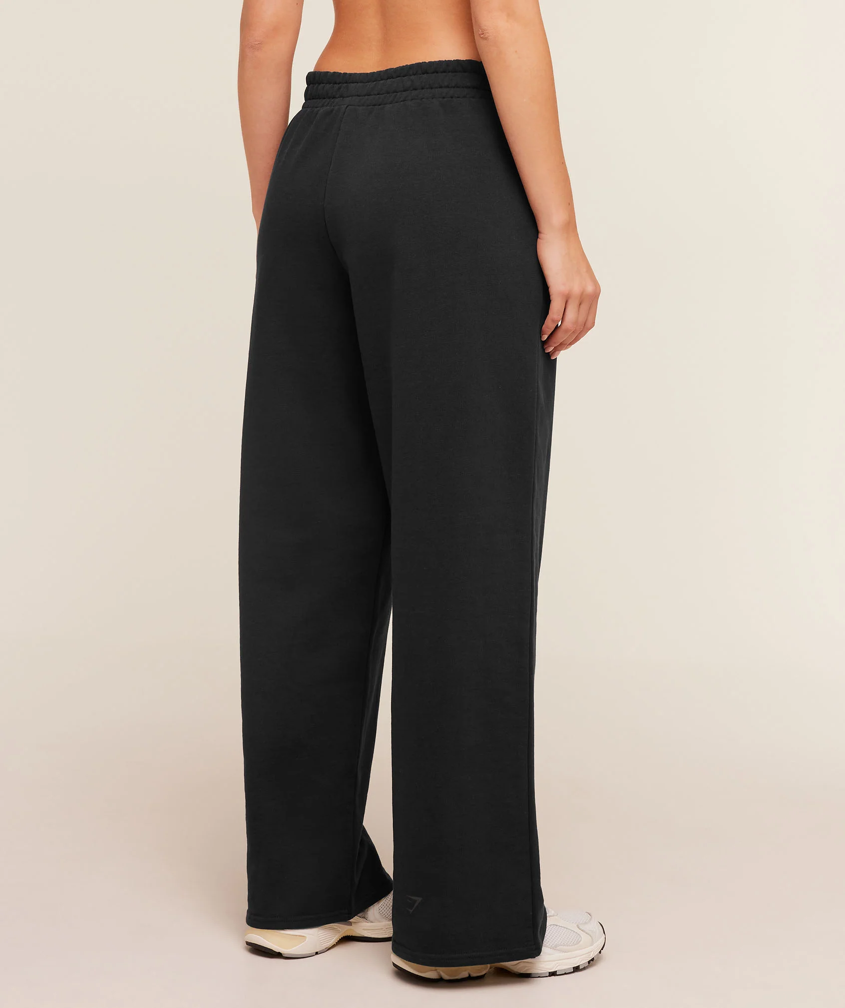 Gymshark Stacked Graphic Wide Leg Joggers - Black - Image 2