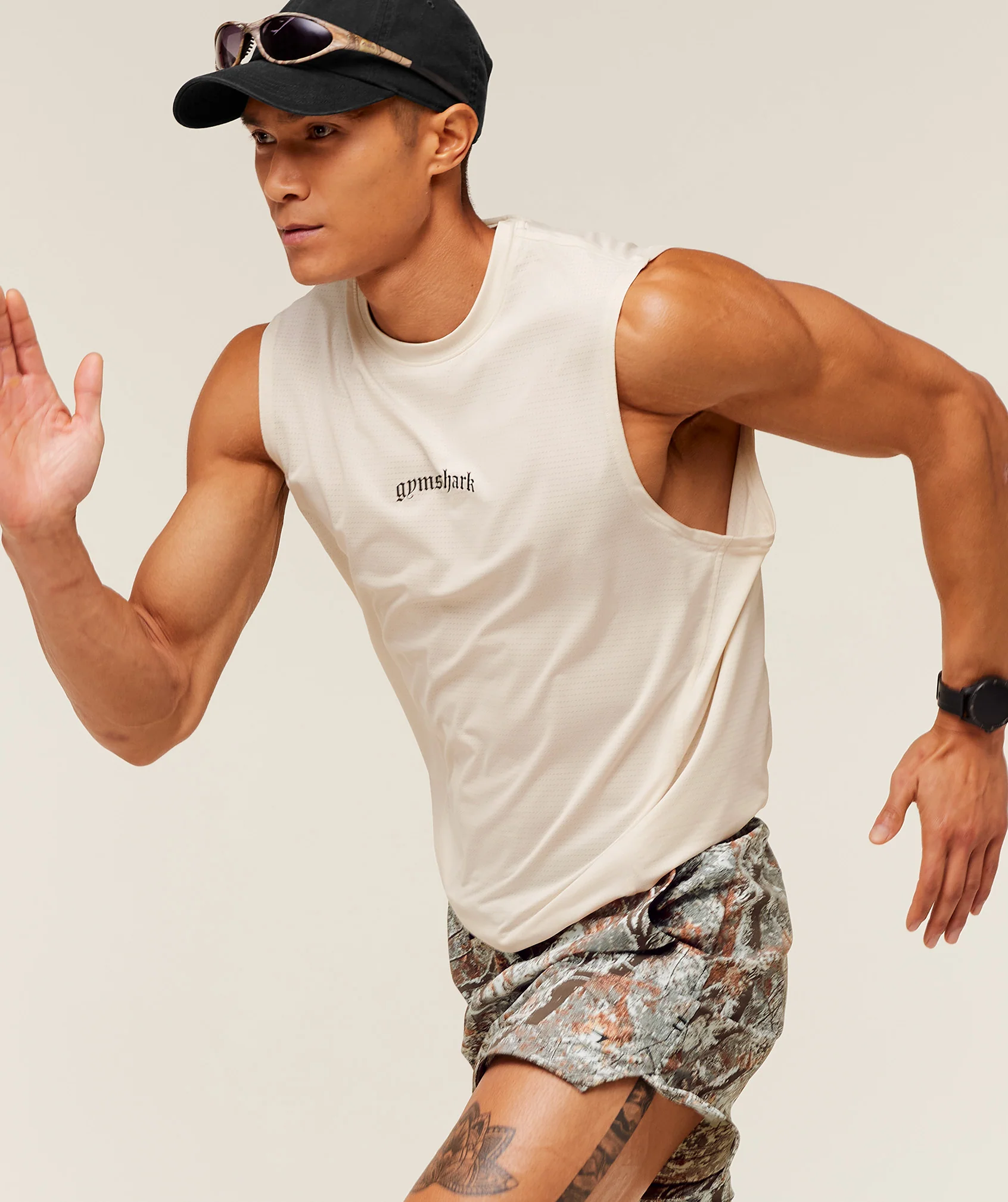Gymshark Tactical 6" Shorts - Linen Brown - Image 8