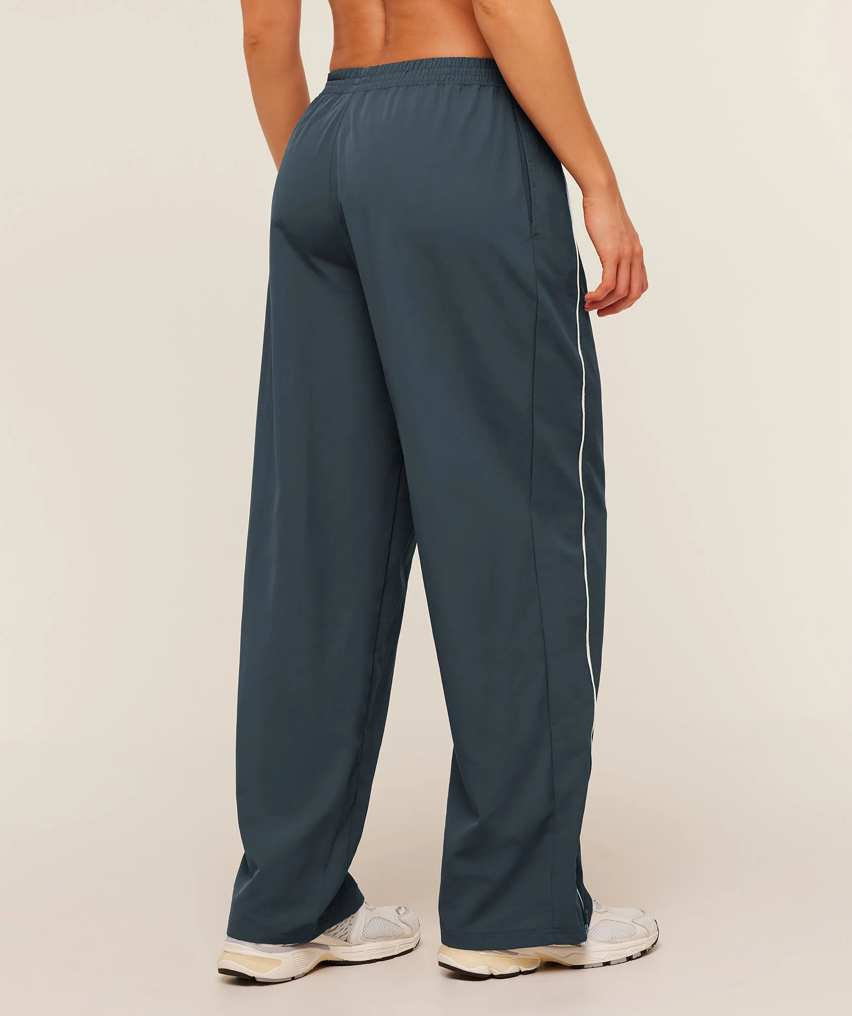 Gymshark To From Pants - Stealth Blue/Soft White - Image 2