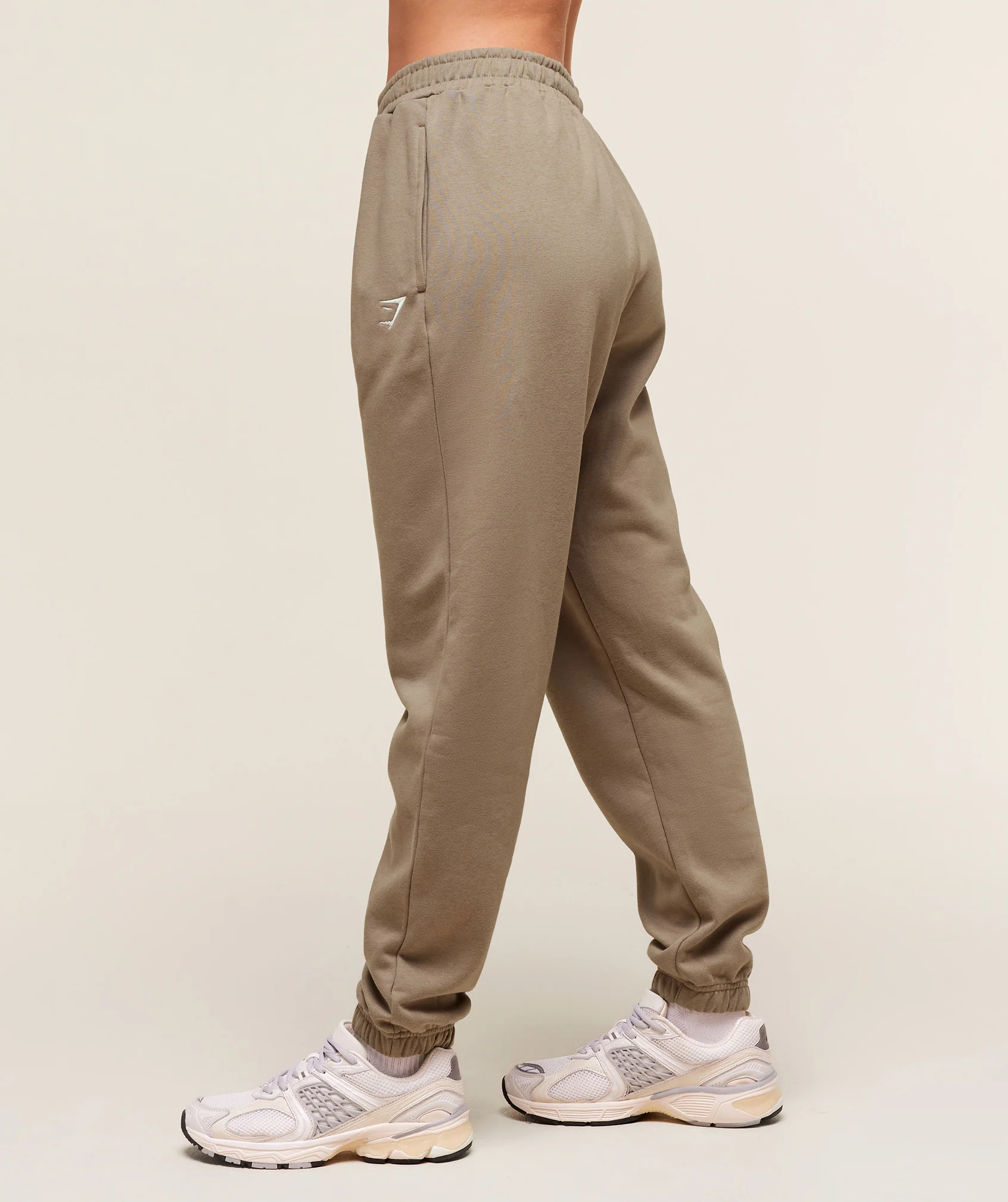 Gymshark Training Regular Fleece Joggers - Lifestyle Brown - Image 4