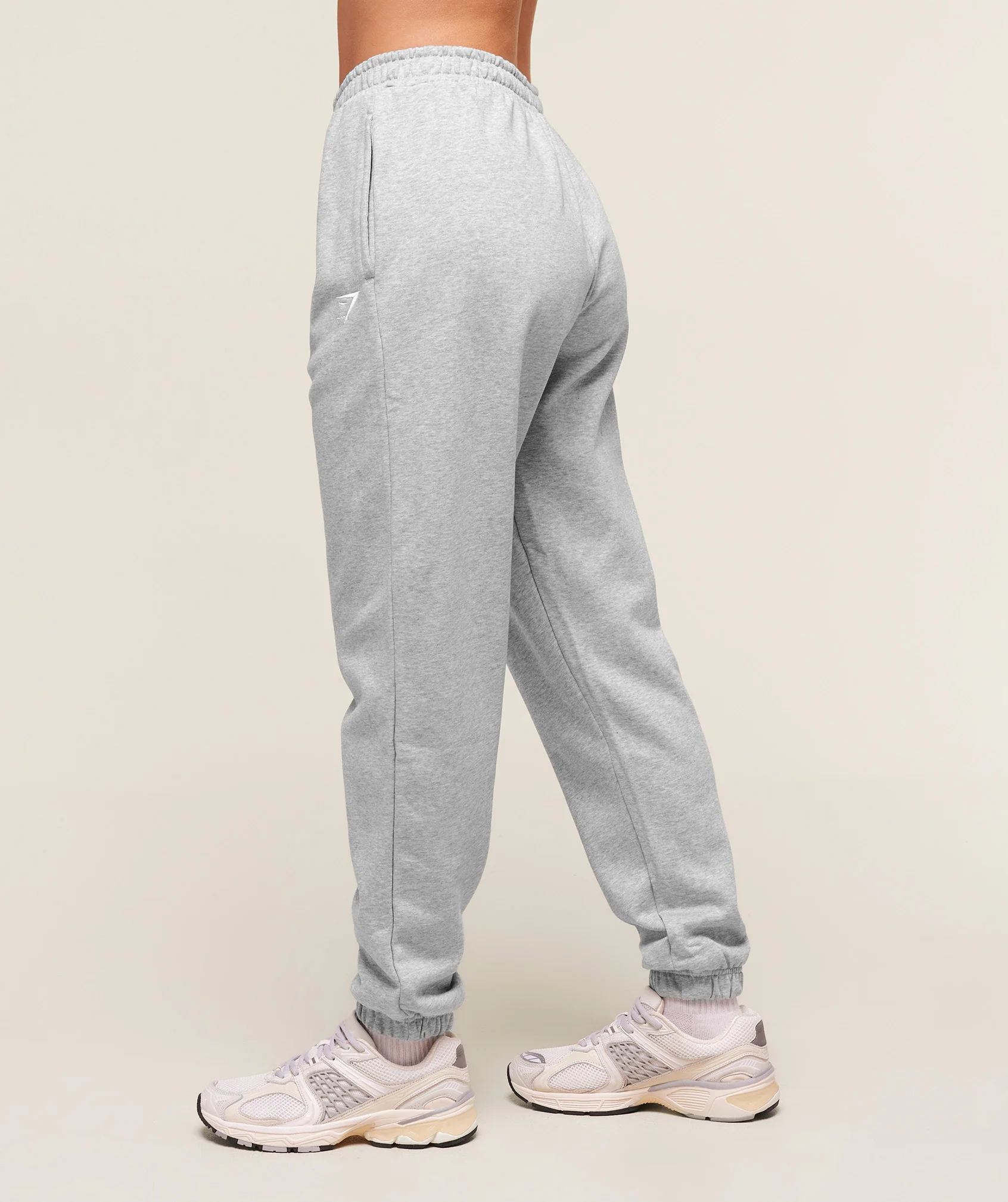 Gymshark Training Regular Fleece Joggers - Light Grey Core Marl - Image 4