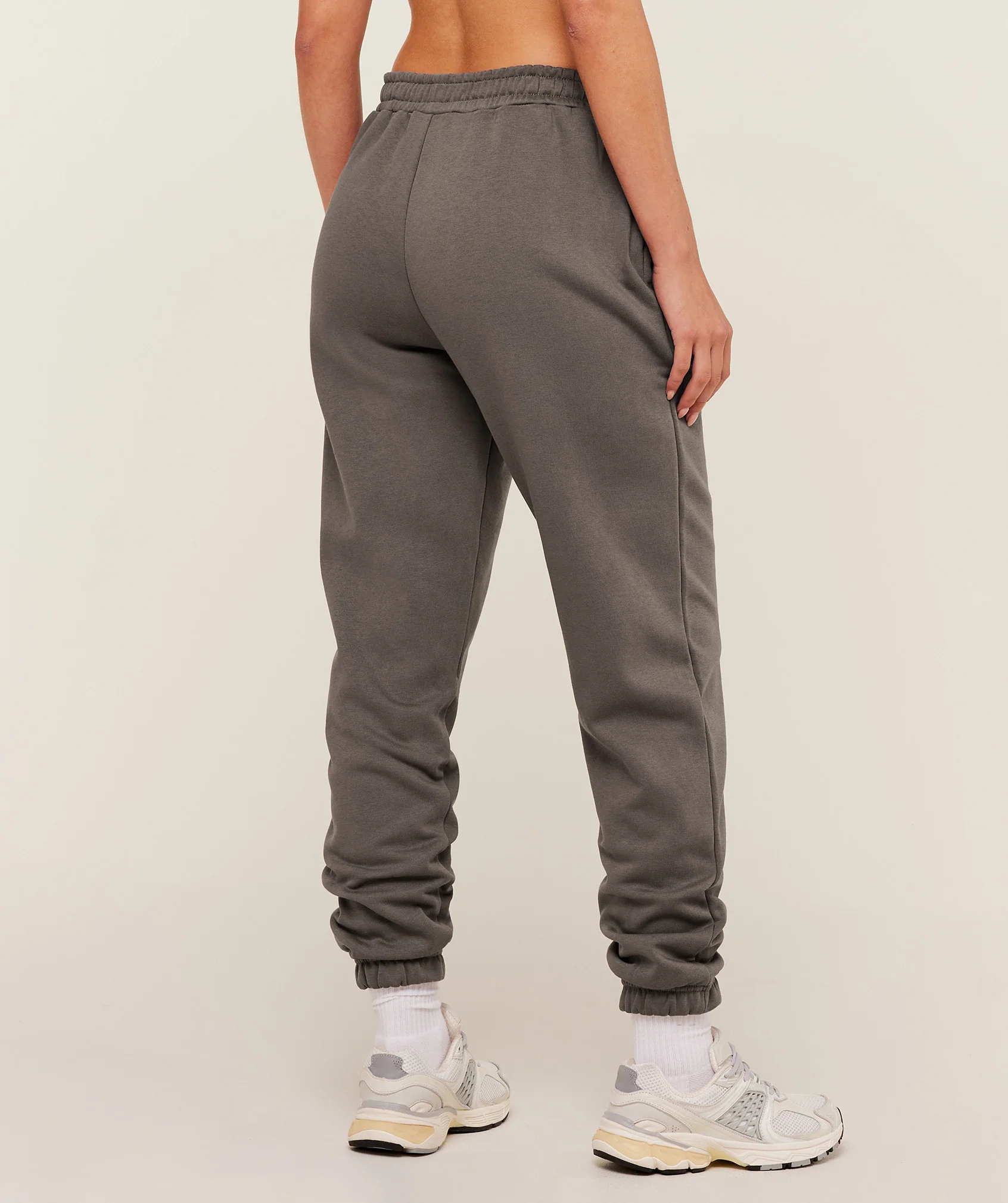 Gymshark Training Regular Fleece Joggers - Cool Brown - Image 3