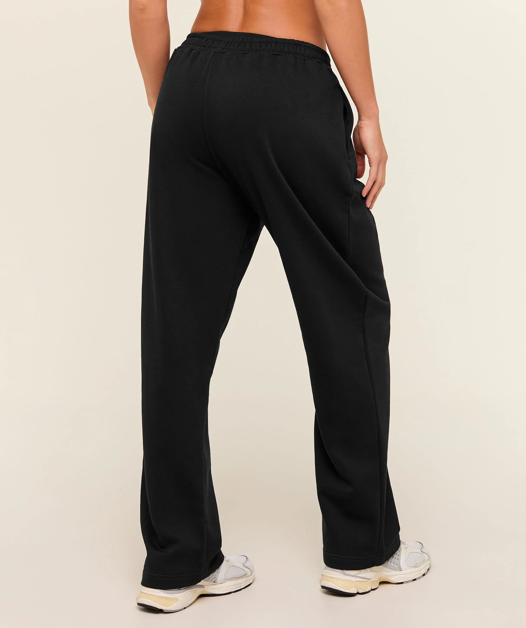 Gymshark Training Fleece Straight Leg Regular Joggers - Black - Image 4
