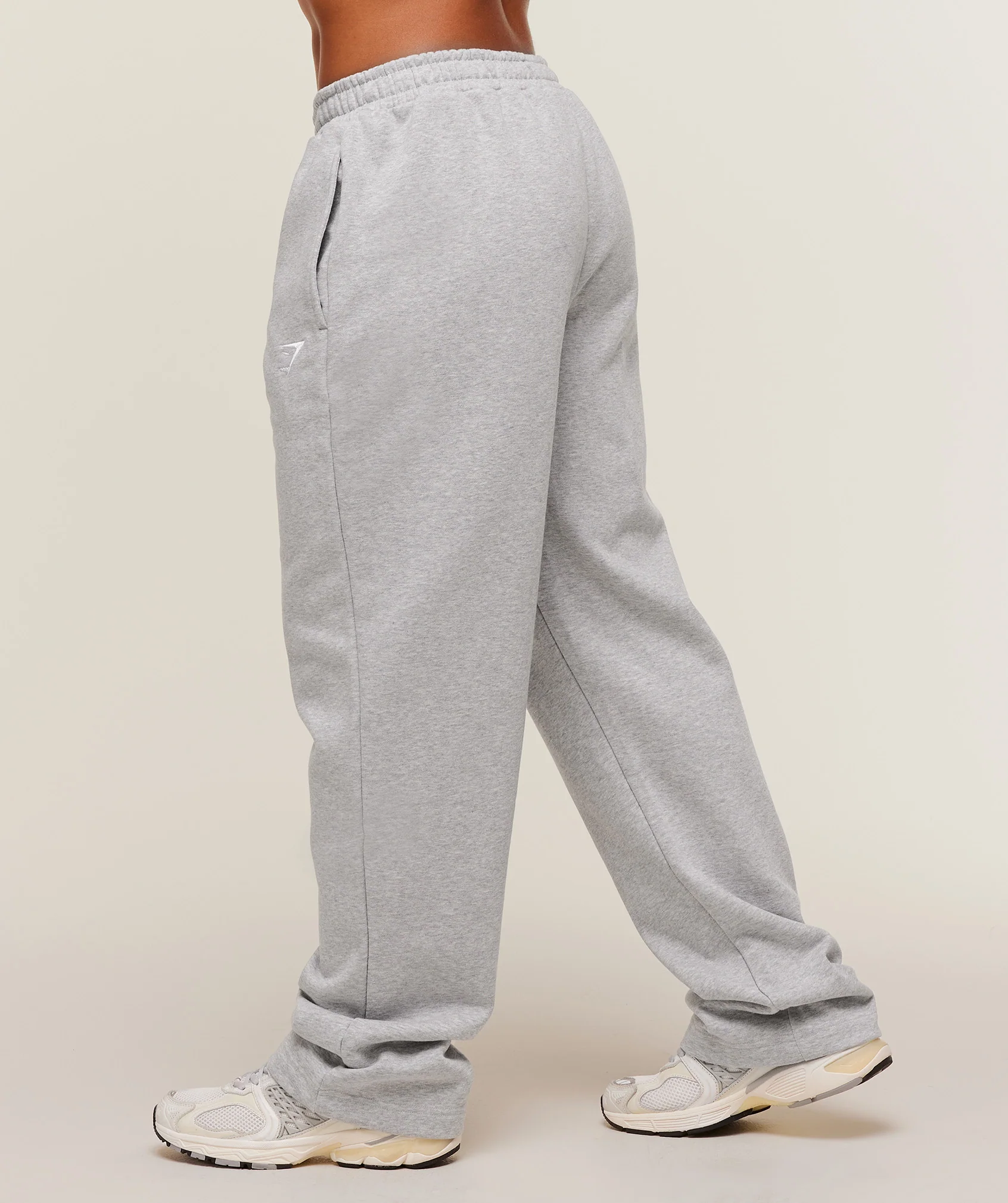 Gymshark Training Fleece Straight Leg Short Pants - Light Grey Core Marl - Image 3