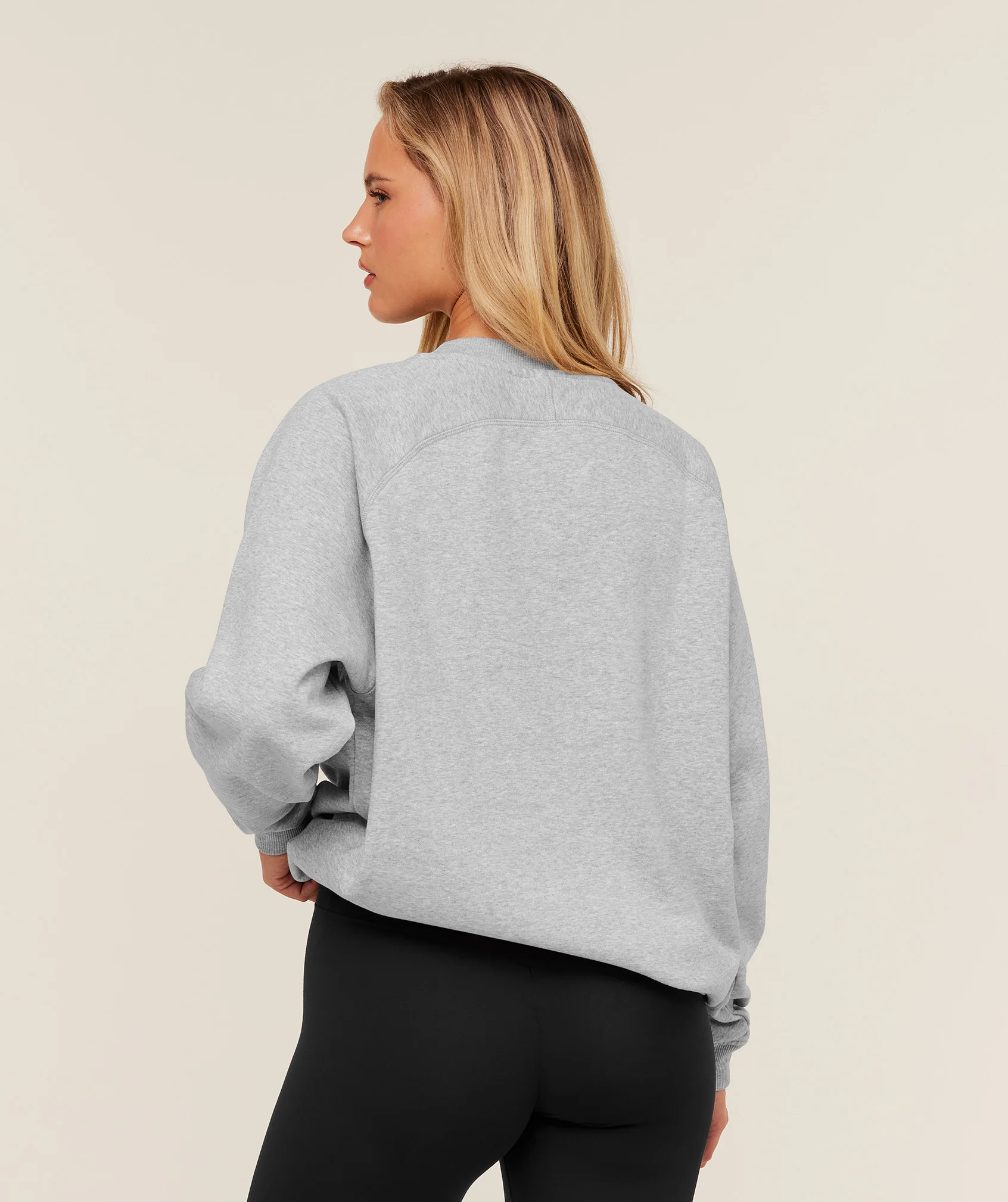 Gymshark Training Oversized Fleece Sweatshirt - Light Grey Core Marl - Image 2