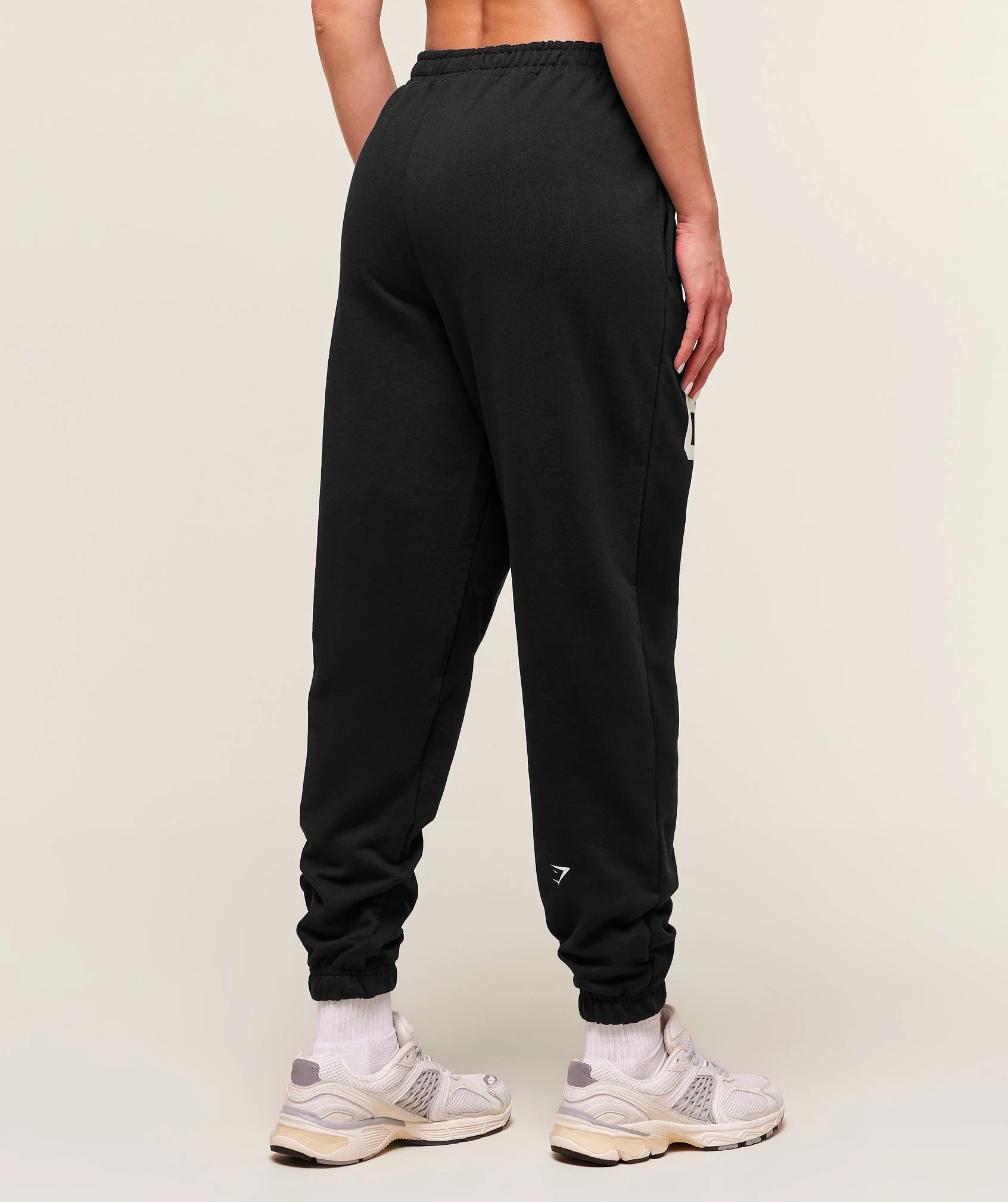 Gymshark Campus Graphic Oversized Joggers - Black - Image 3