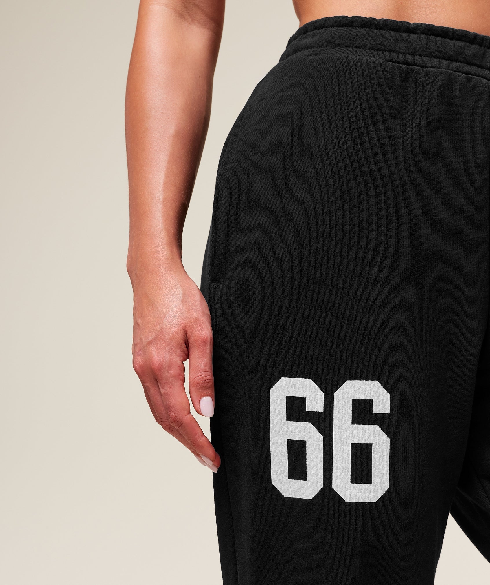 Gymshark Campus Graphic Oversized Joggers - Black - Image 5