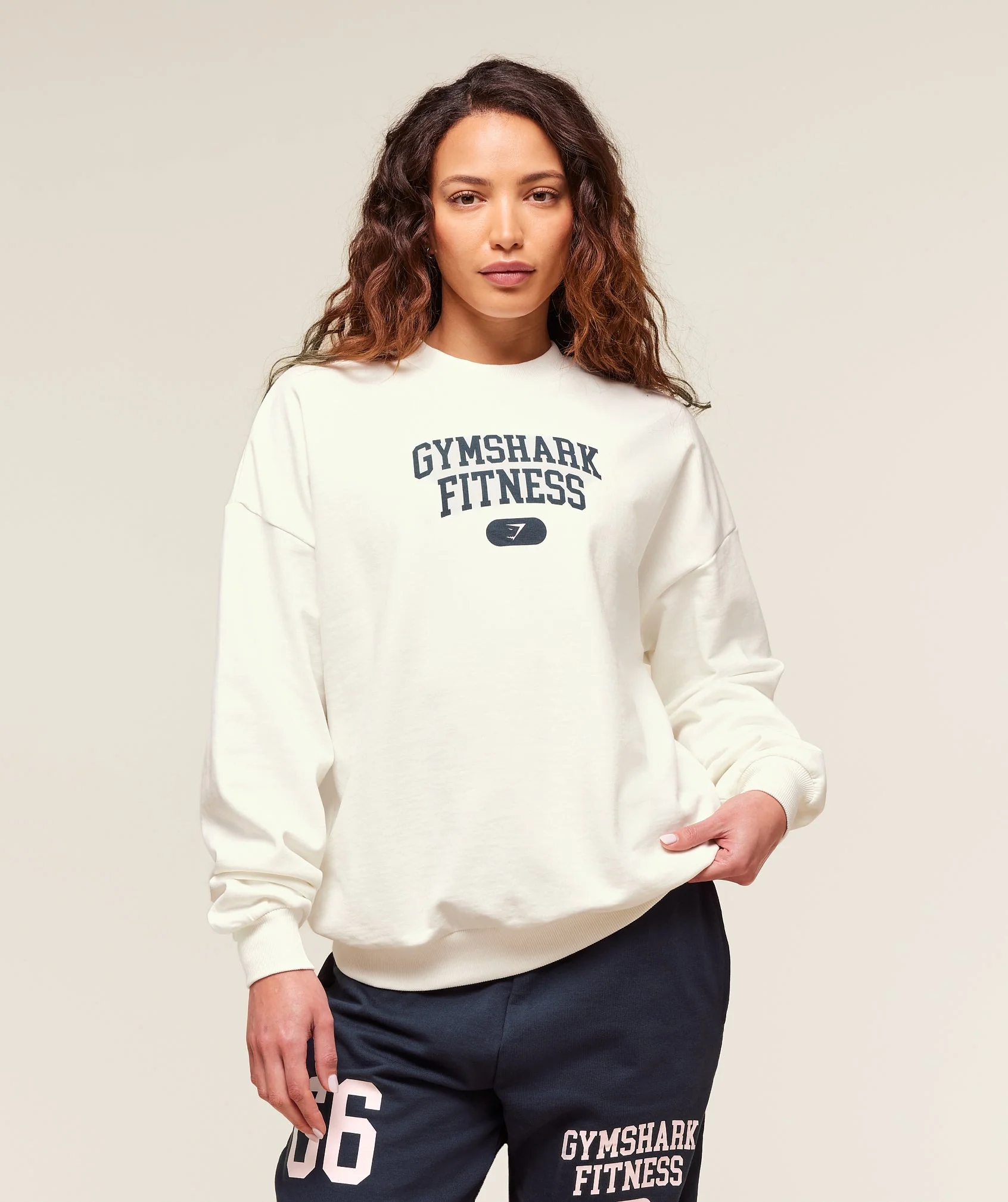 Gymshark Campus Graphic Pullover - Soft White
