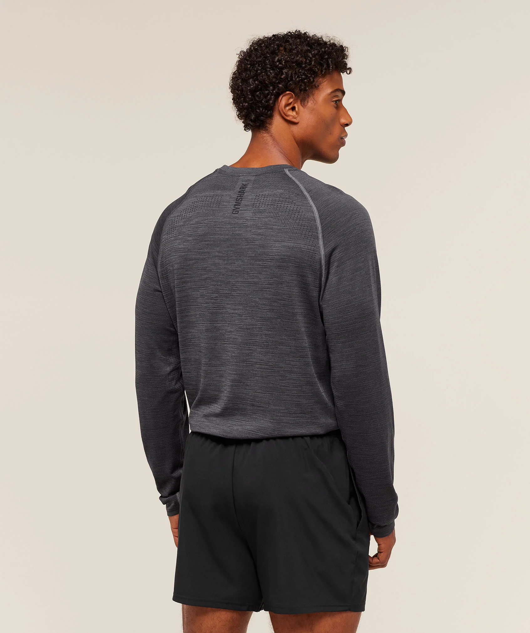 Gymshark Versatile Seamless Long Sleeve T-Shirt - Dark Grey/Black - Image 2