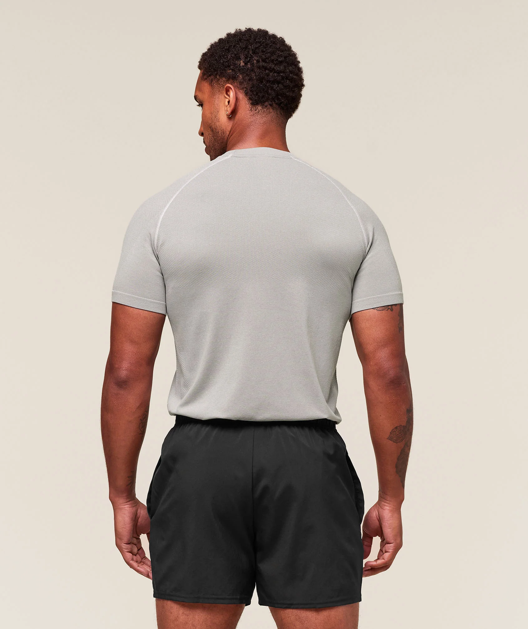Gymshark Vital Seamless T-Shirt - Light Grey/Smokey Grey - Image 2