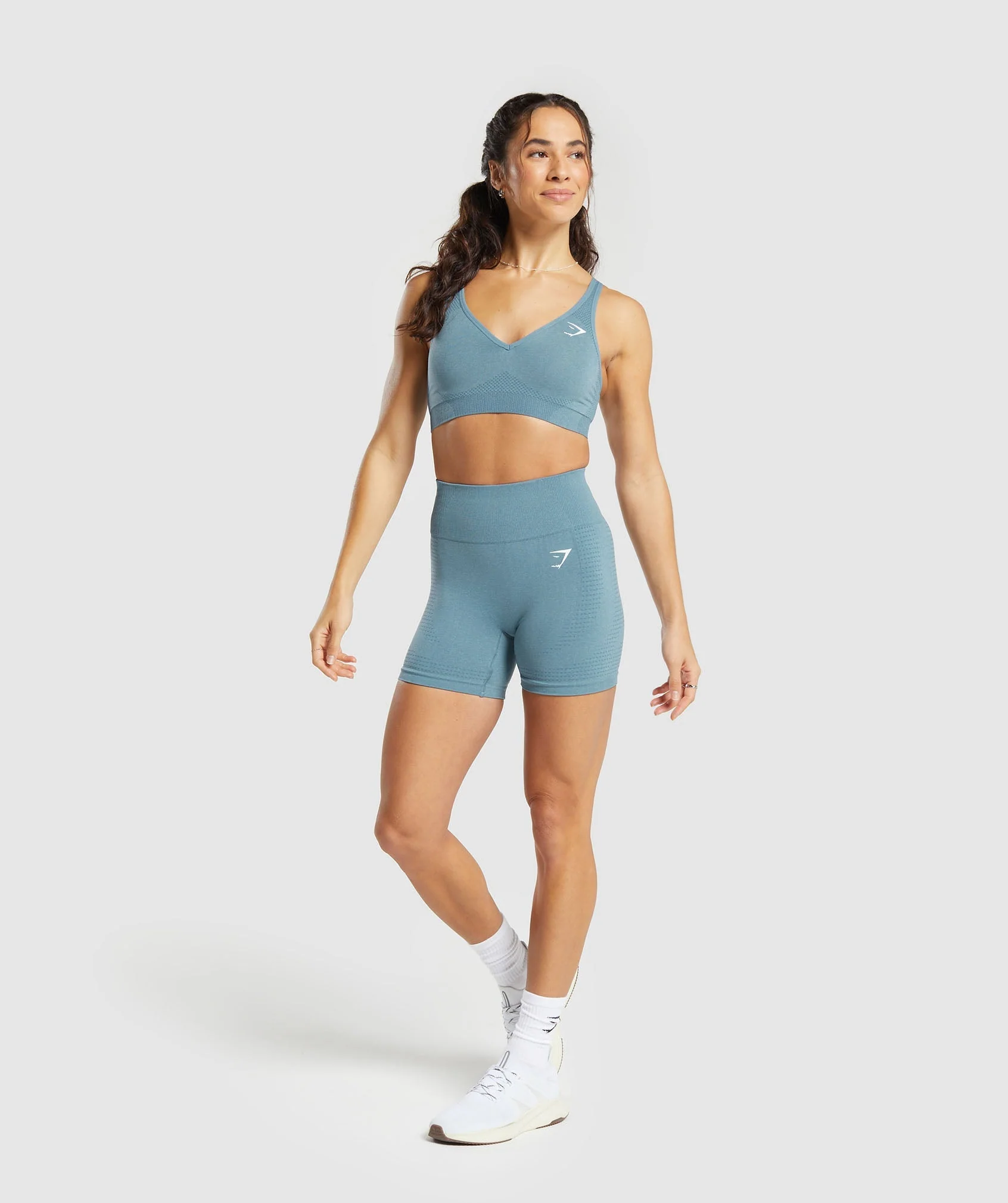 Gymshark Vital V Neck Sports Bra - Faded Blue Marl - Image 4