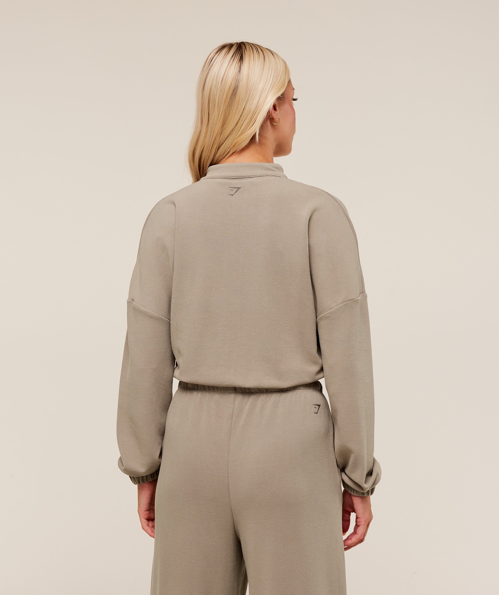 Gymshark Waffle Midi Zip Up Jacket - Lifestyle Brown - Image 2