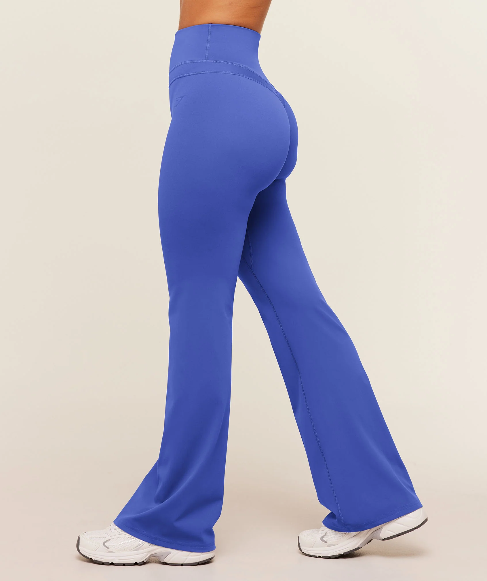 Gymshark Whitney Short Flared Legging - Force Blue - Image 3